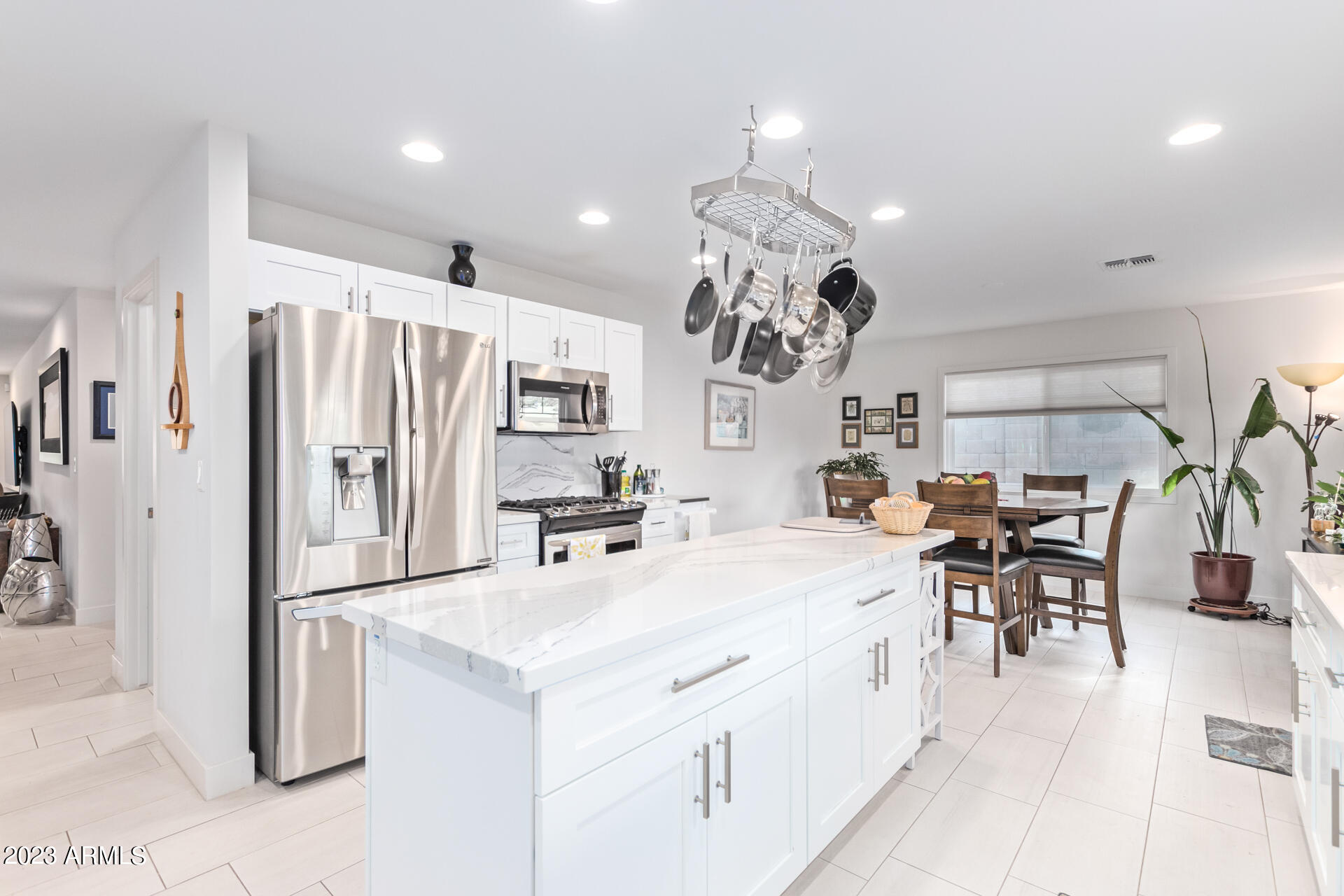 1020 E San Juan Avenue