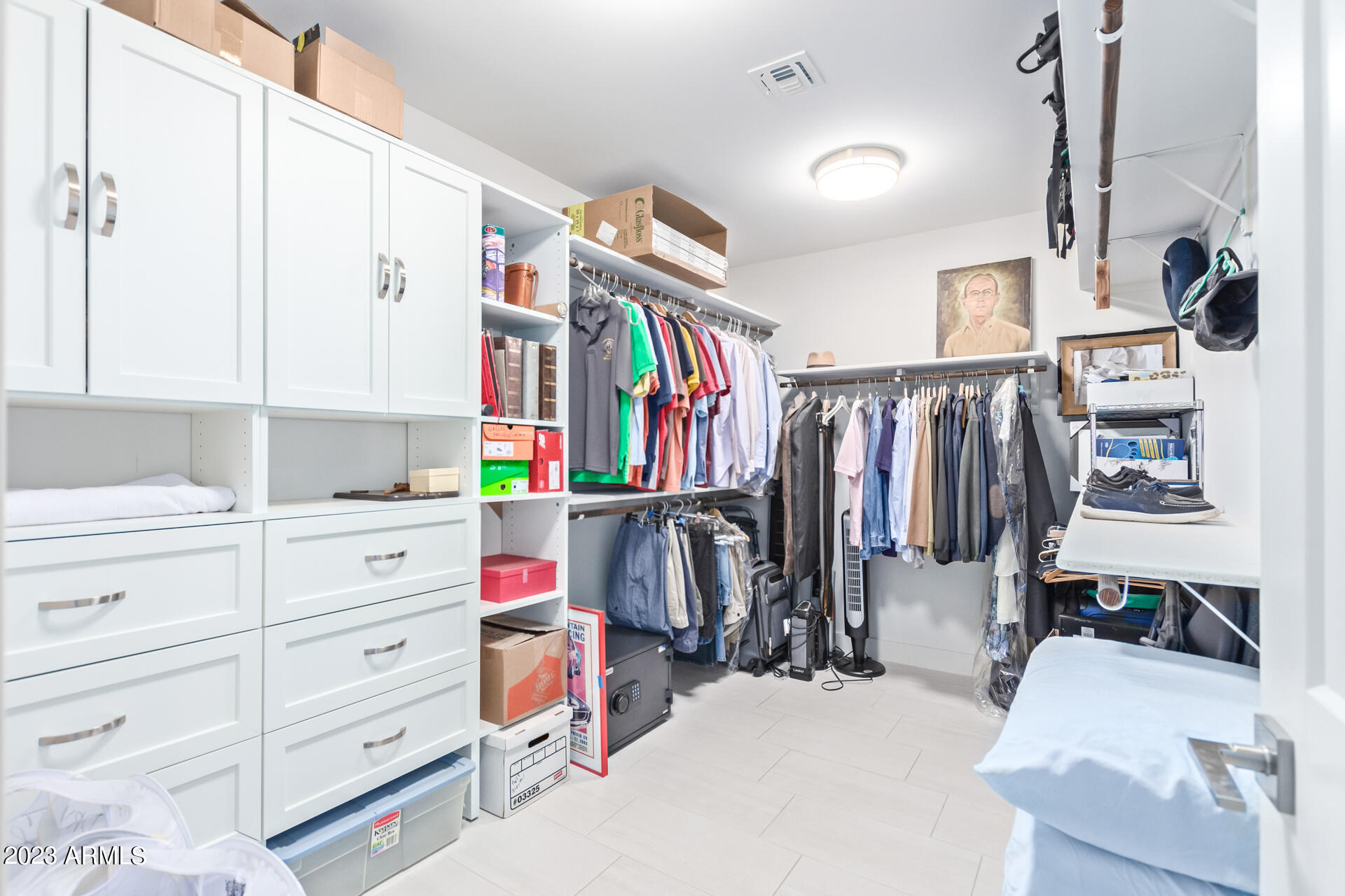 1020 E San Juan Avenue