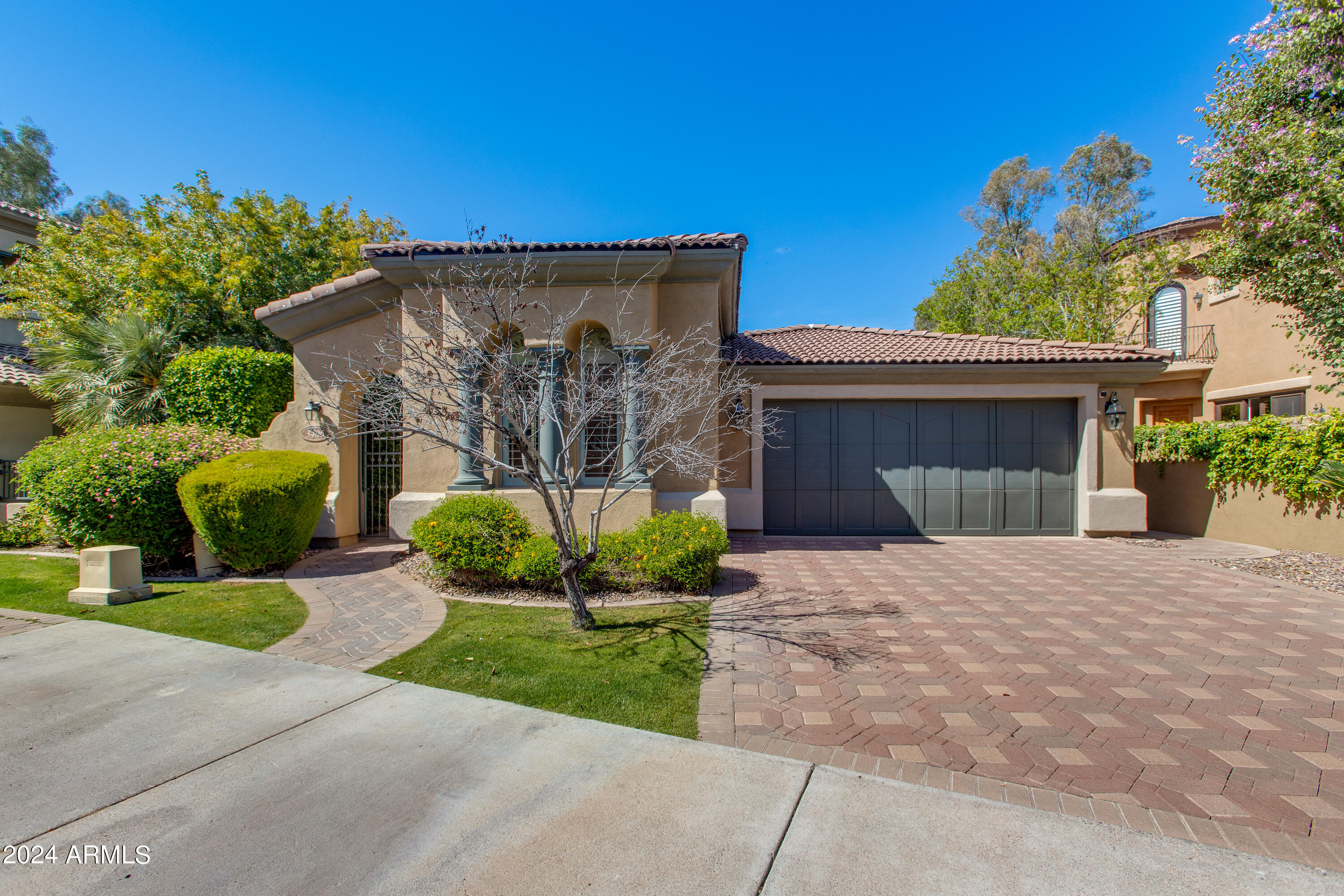 3406 E PYRENEES Pass