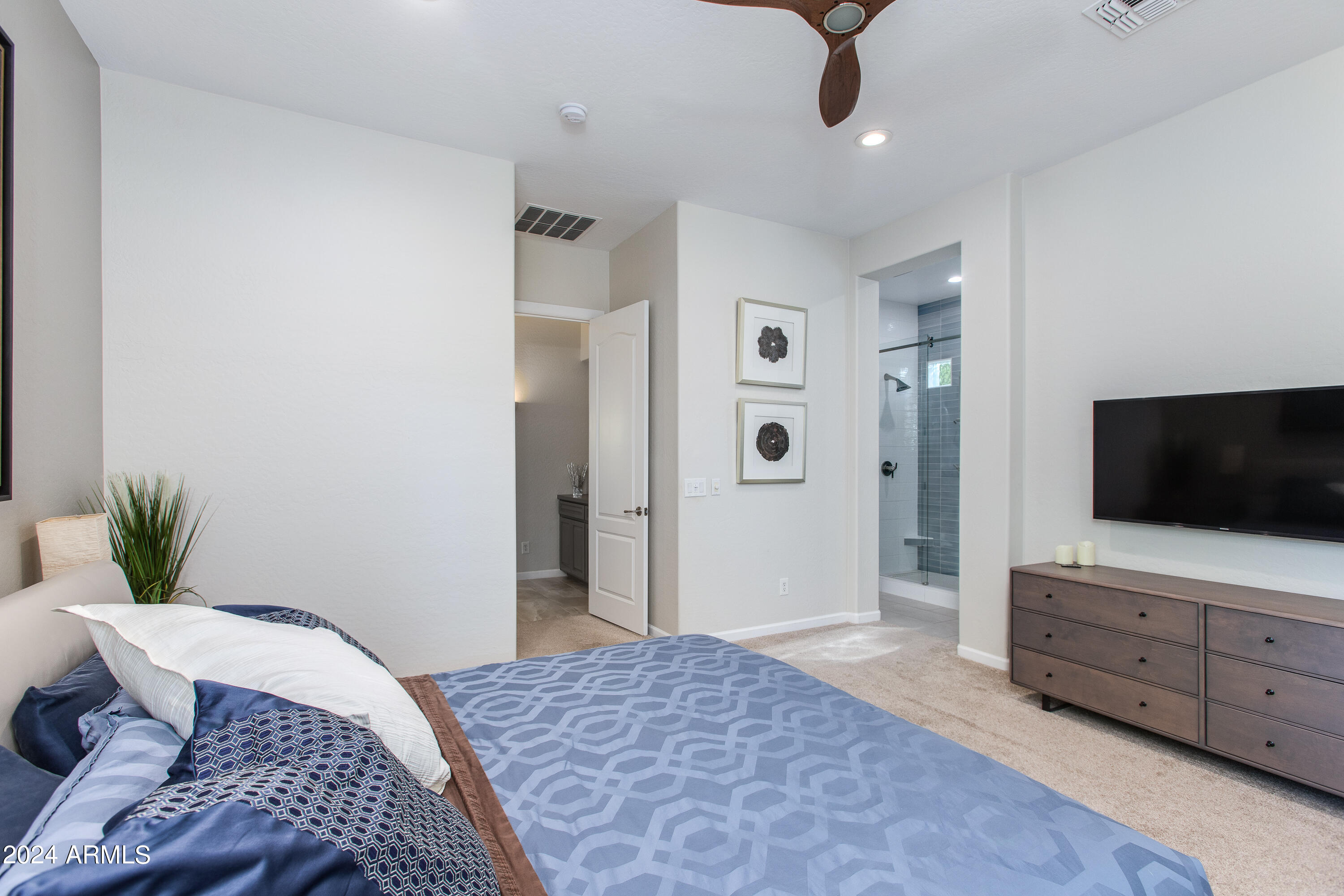 3406 E PYRENEES Pass