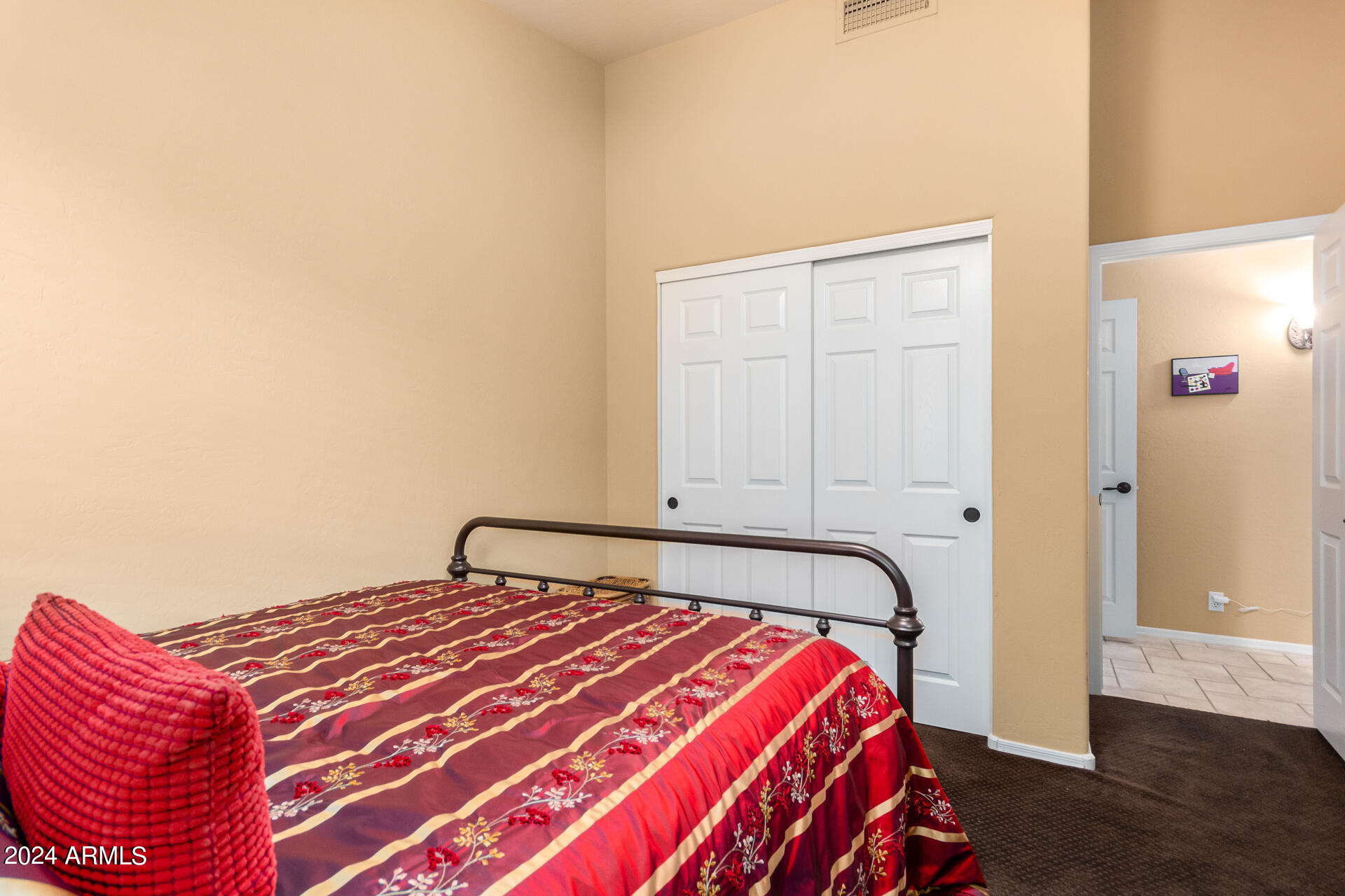 6334 W TONOPAH Drive