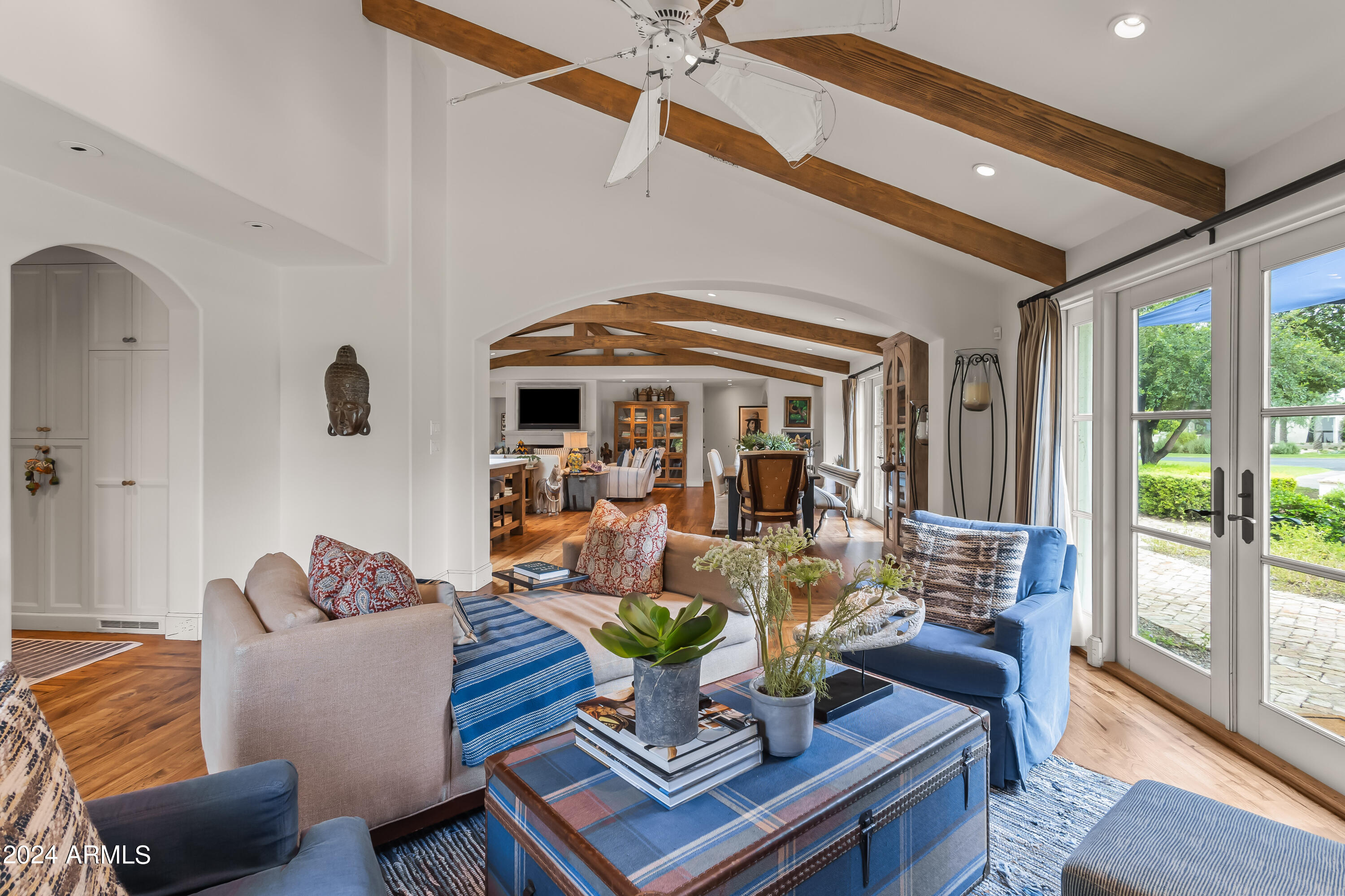 5219 N Casa Blanca Drive, 28