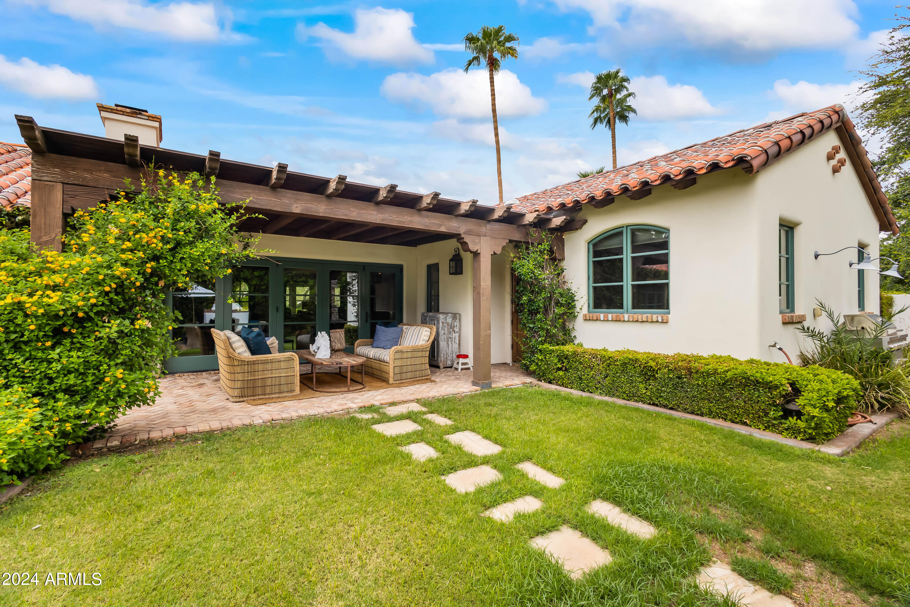 5219 N Casa Blanca Drive, 28