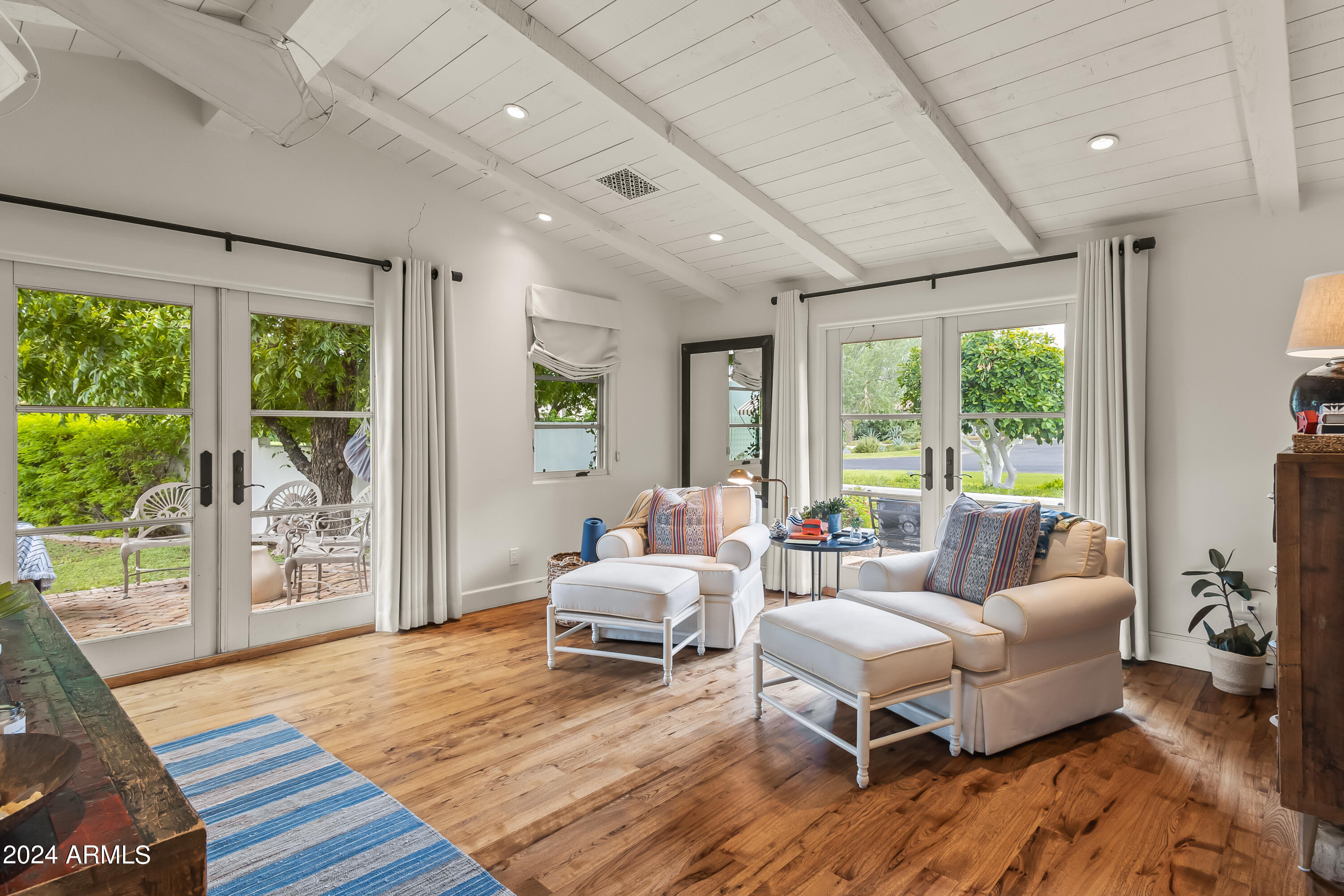 5219 N Casa Blanca Drive, 28