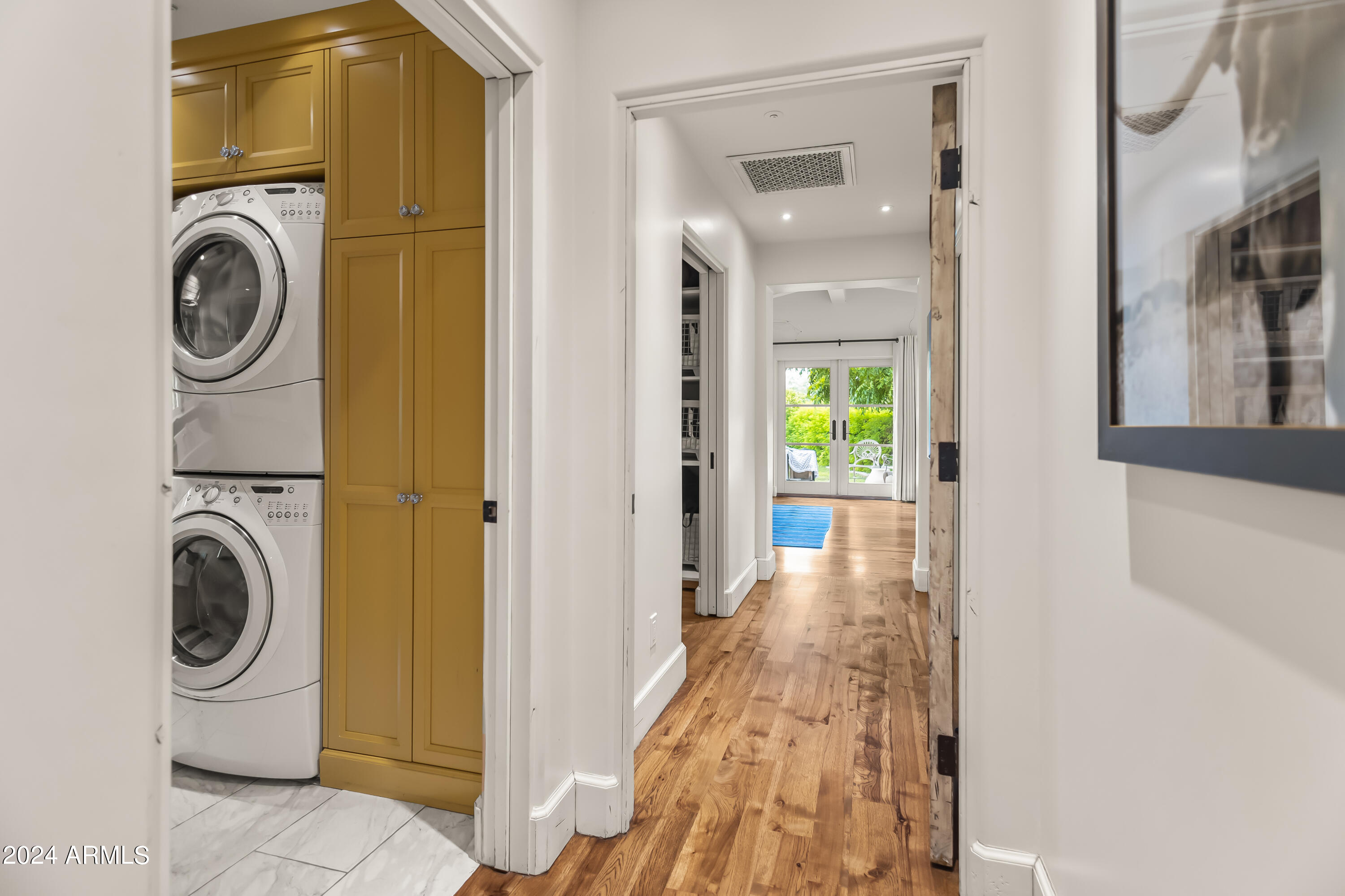 5219 N Casa Blanca Drive, 28