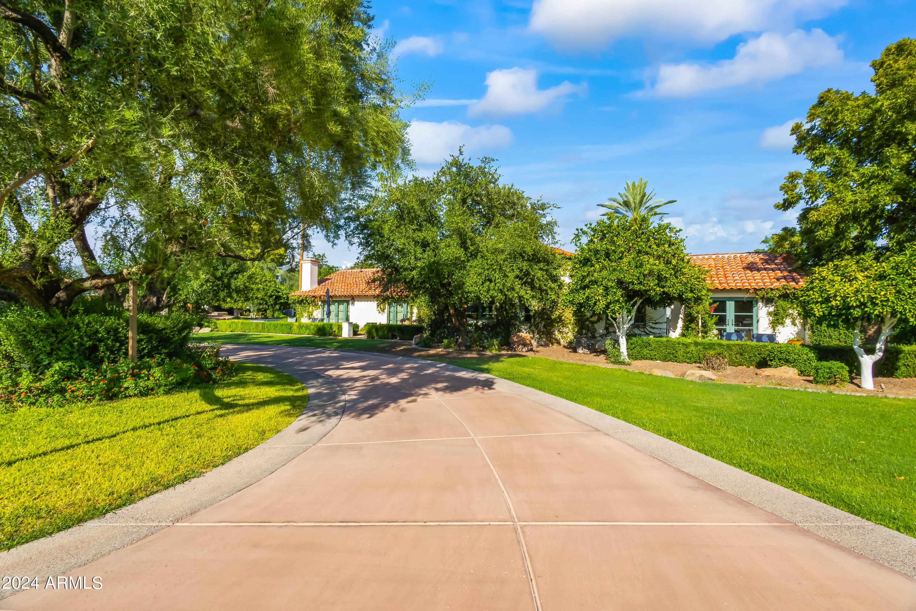 5219 N Casa Blanca Drive, 28