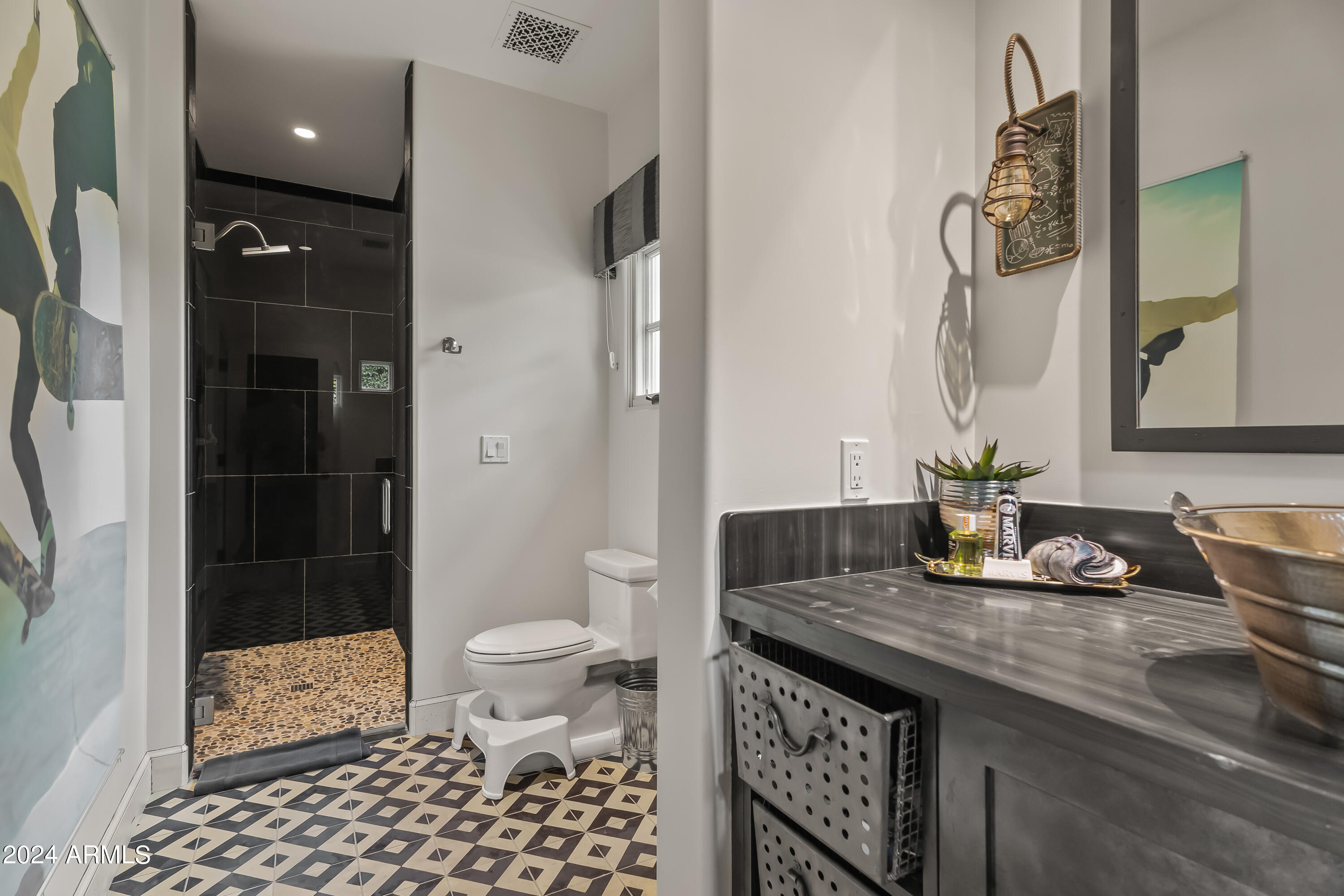 5219 N Casa Blanca Drive, 28