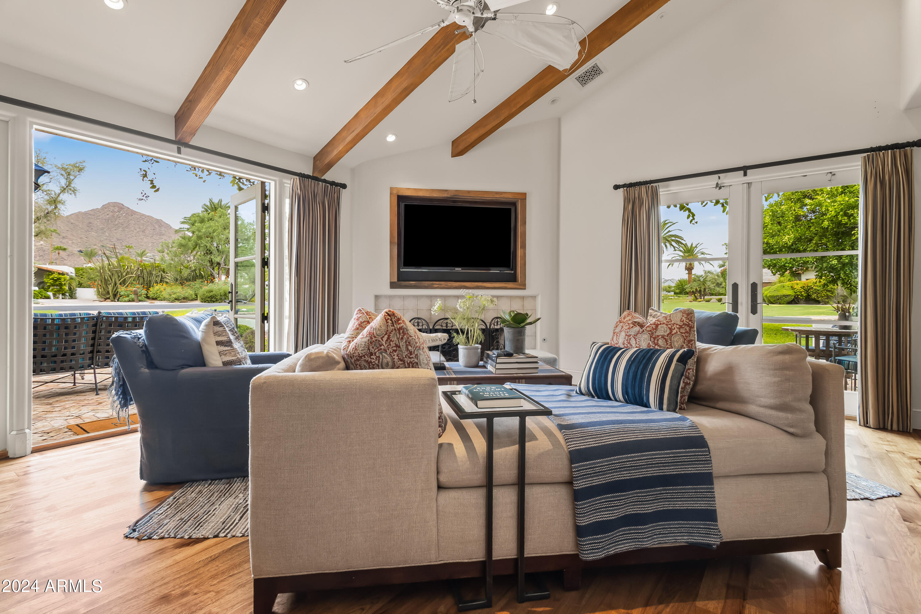 5219 N Casa Blanca Drive, 28