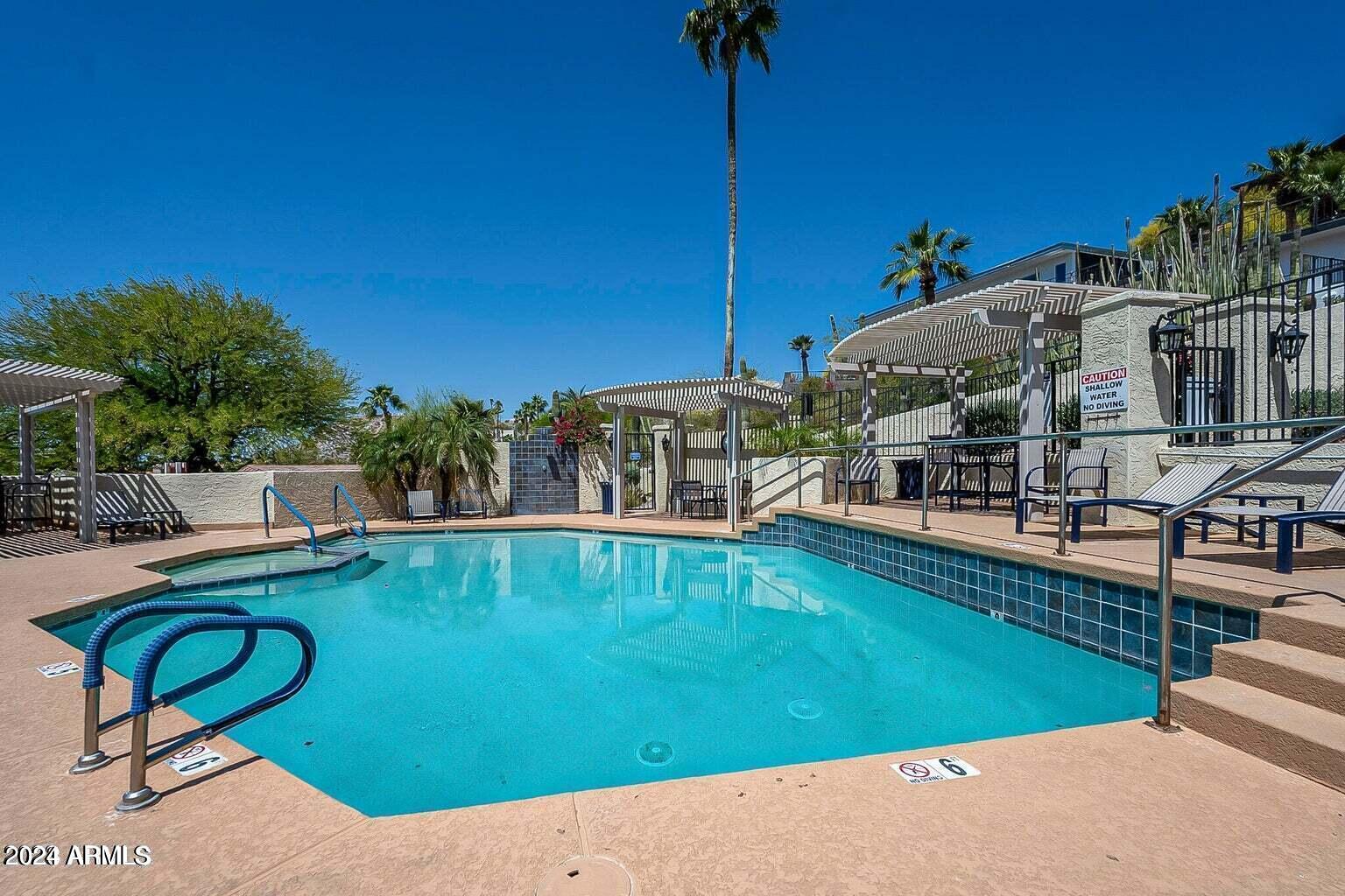 7557 N DREAMY DRAW Drive, 252