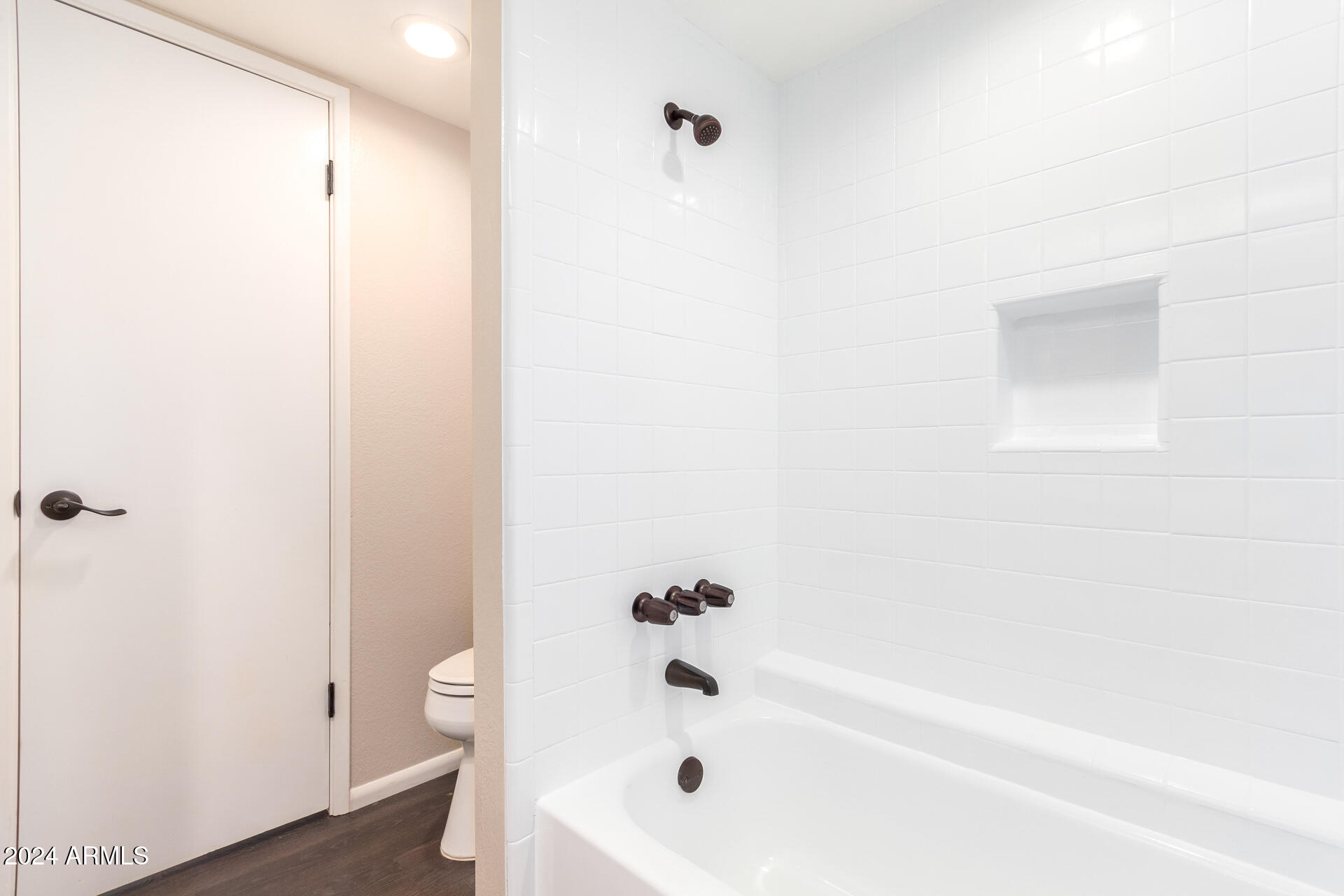 7557 N DREAMY DRAW Drive, 252