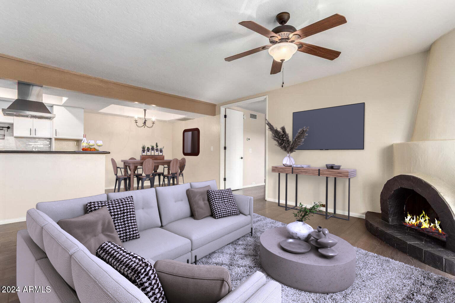 7557 N DREAMY DRAW Drive, 252
