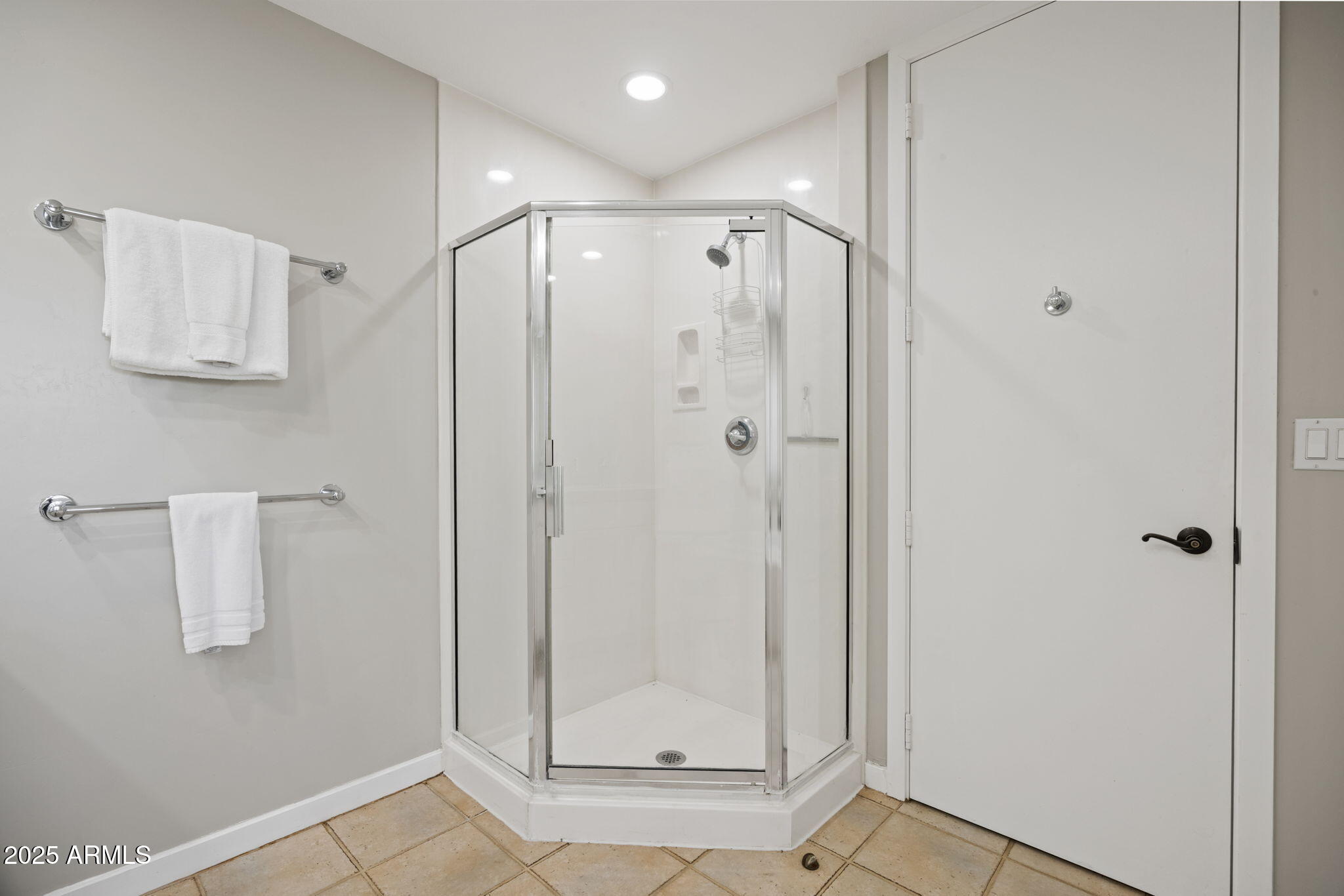 2802 E CAMINO ACEQUIA Drive # 8
