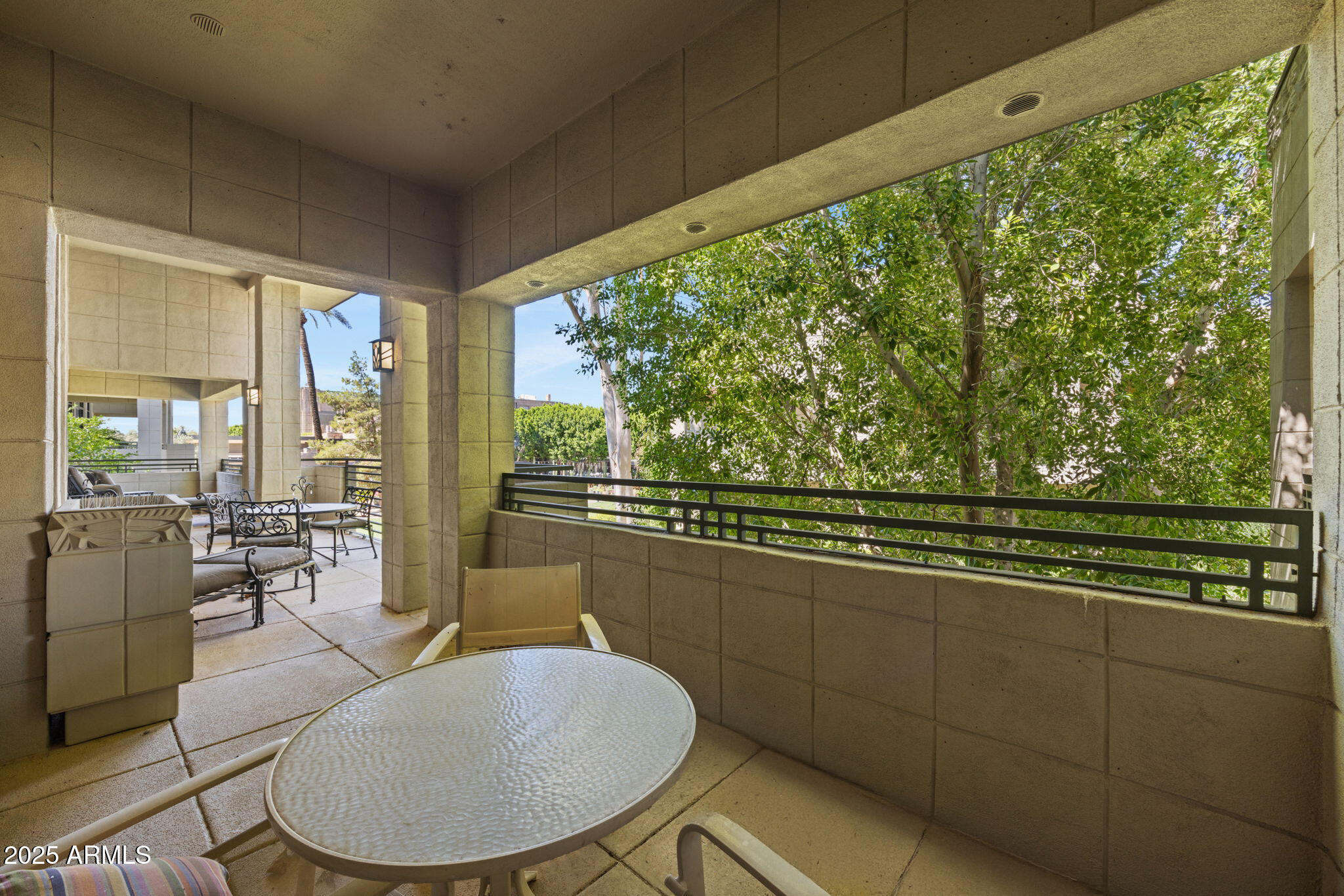 2802 E CAMINO ACEQUIA Drive # 8