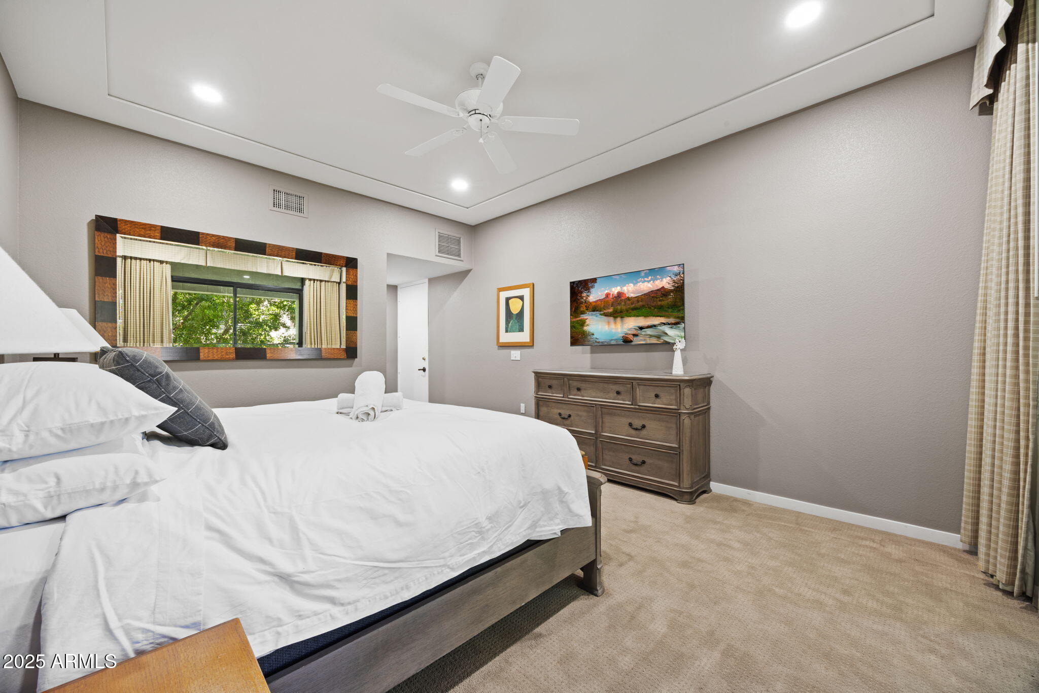 2802 E CAMINO ACEQUIA Drive # 8