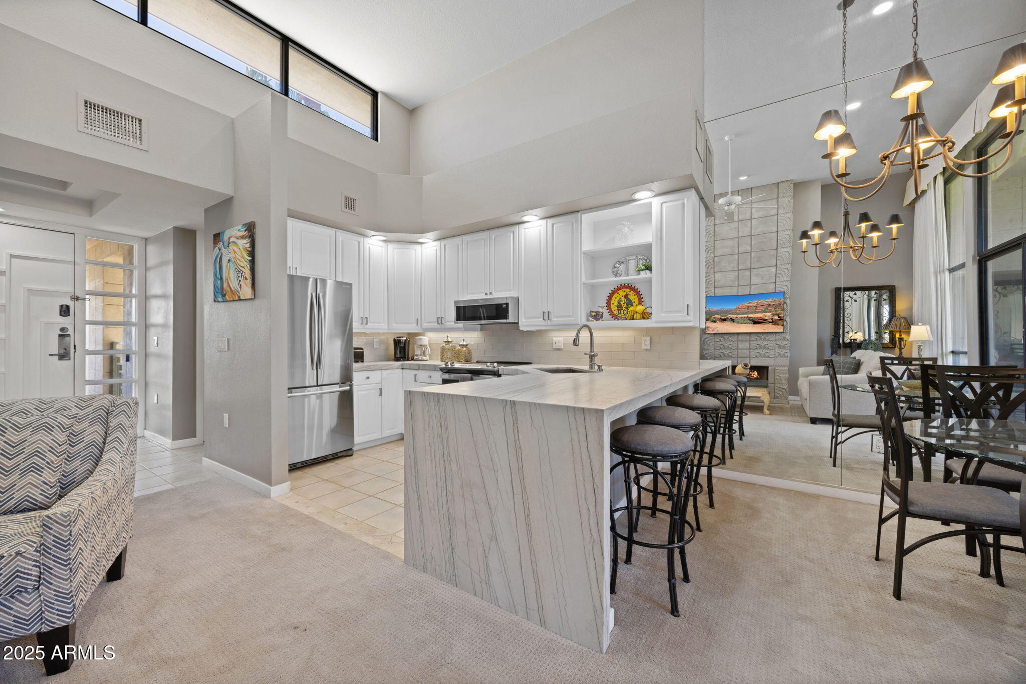 2802 E CAMINO ACEQUIA Drive # 8