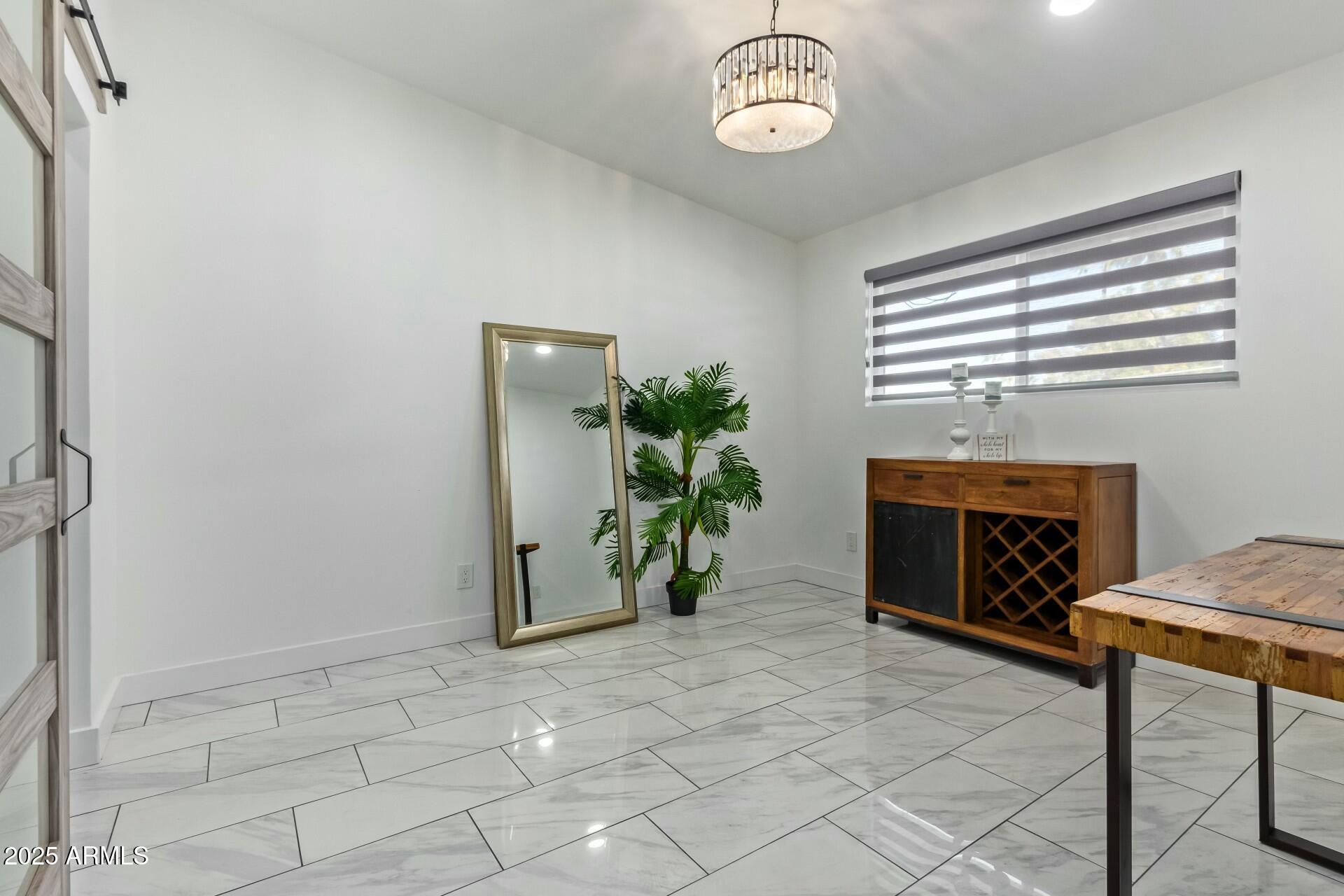 5226 N 20TH Street, B9