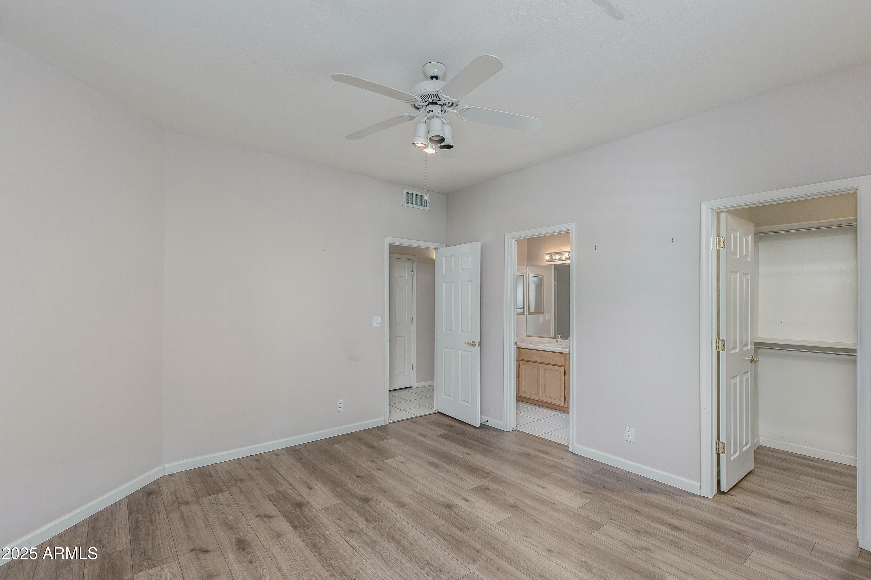 1133 W LAS PALMARITAS Drive