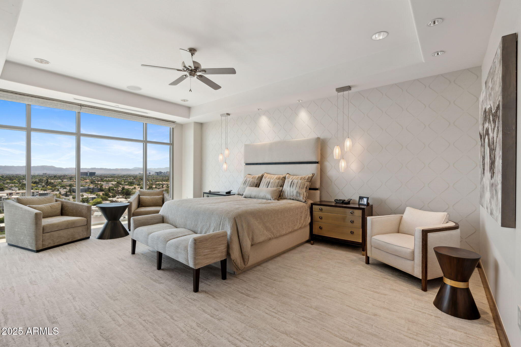 2211 E CAMELBACK Road, 1203