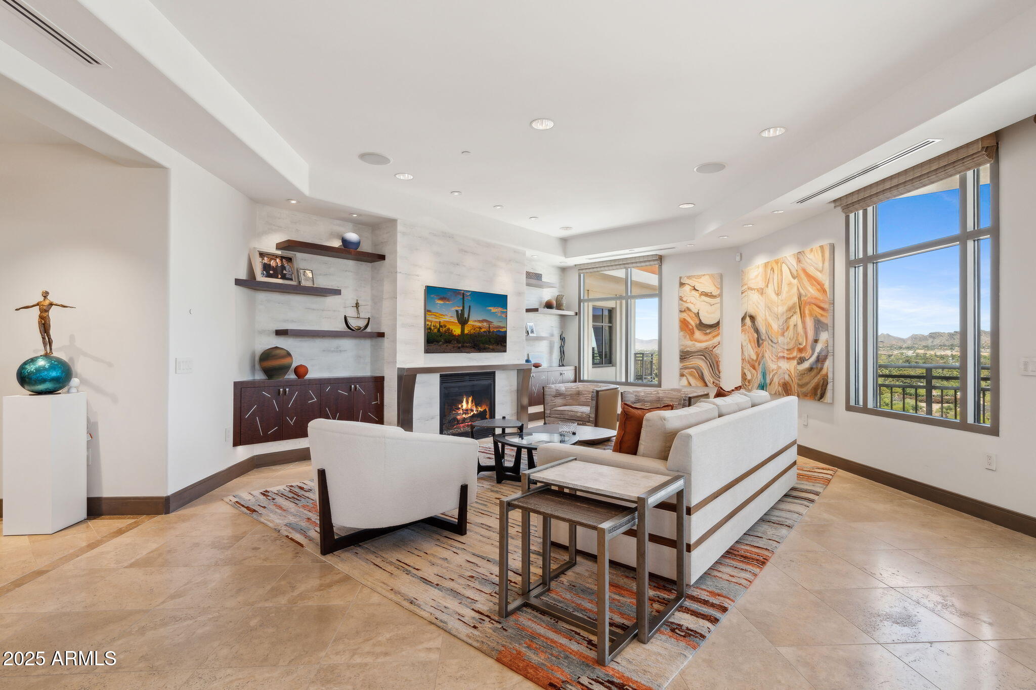 2211 E CAMELBACK Road, 1203