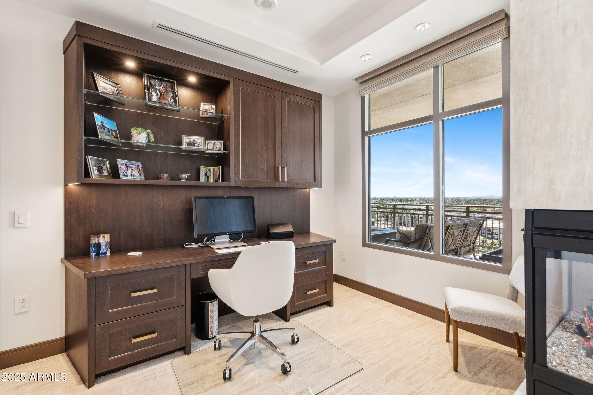 2211 E CAMELBACK Road, 1203
