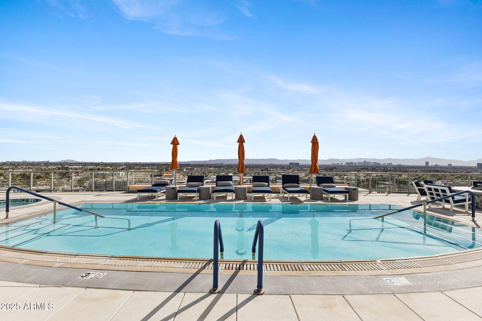 2211 E CAMELBACK Road, 1203