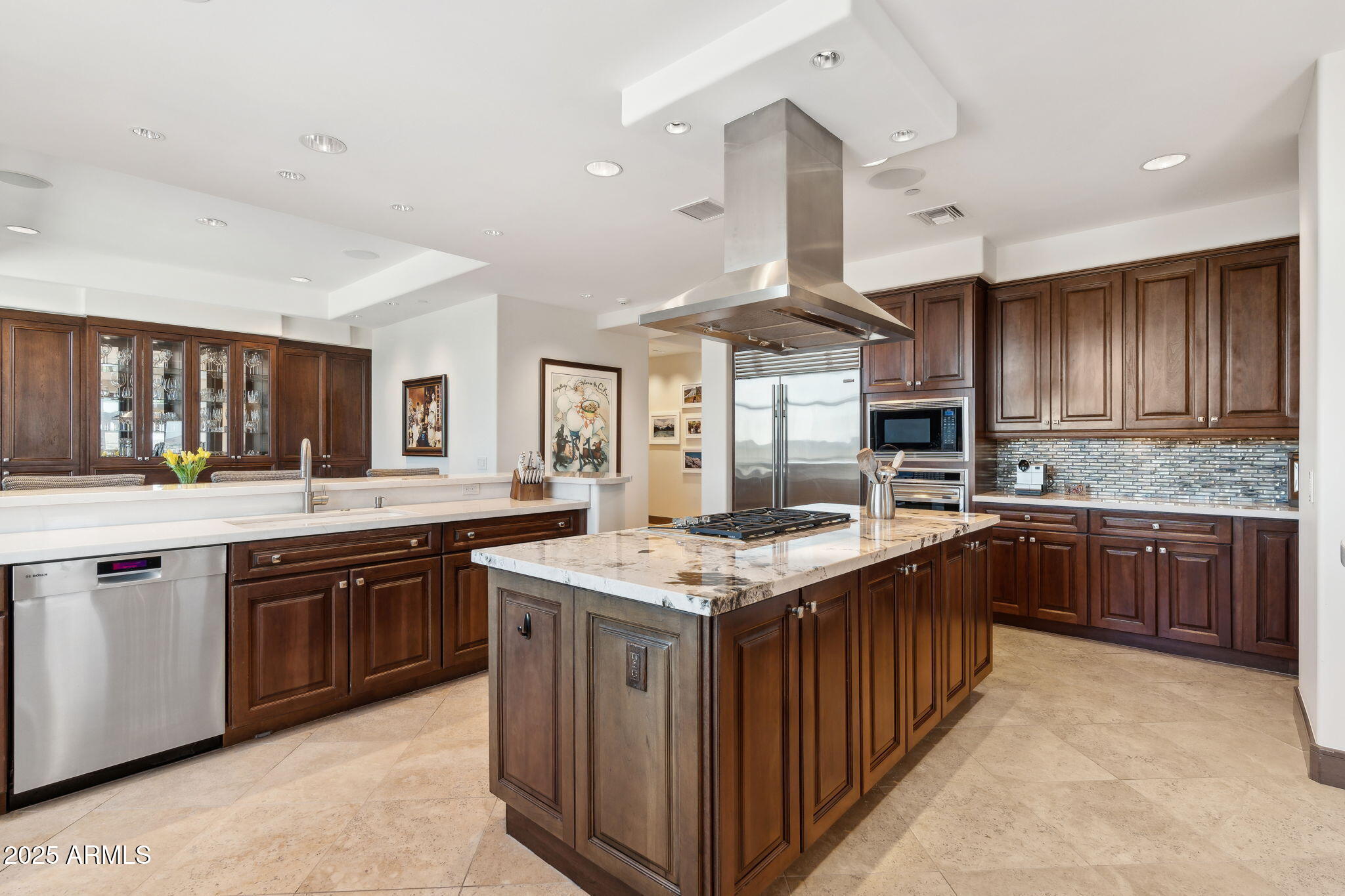 2211 E CAMELBACK Road, 1203