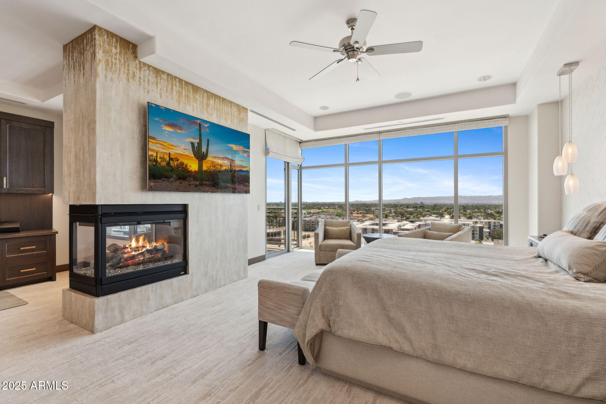 2211 E CAMELBACK Road, 1203
