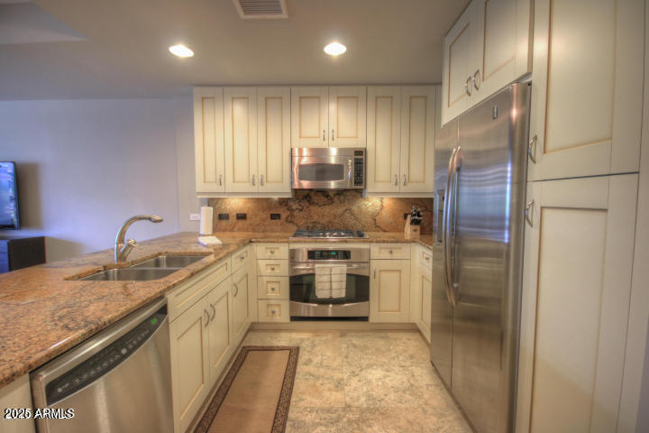 7161 E RANCHO VISTA Drive, 4010