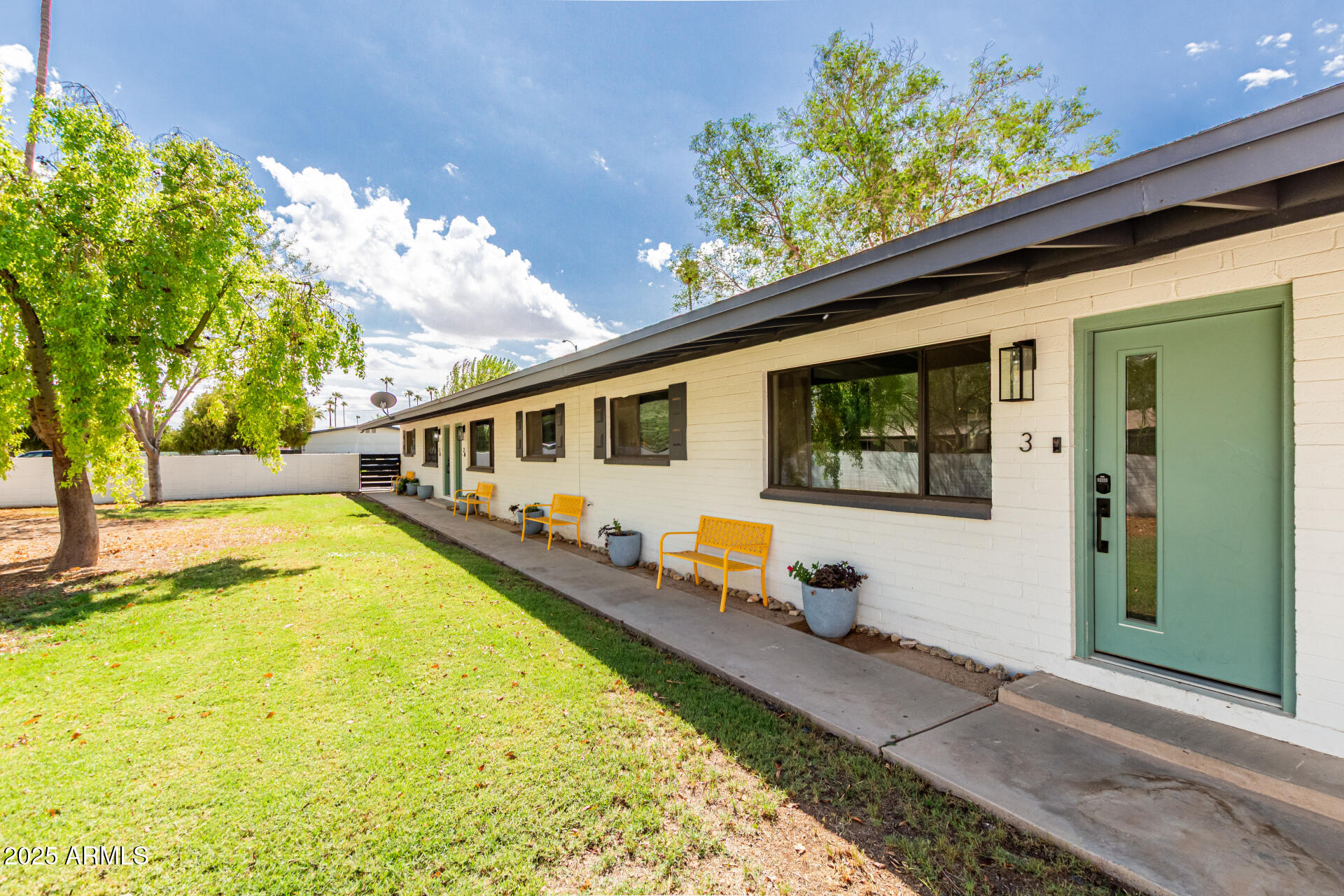 6628 E AVALON Drive