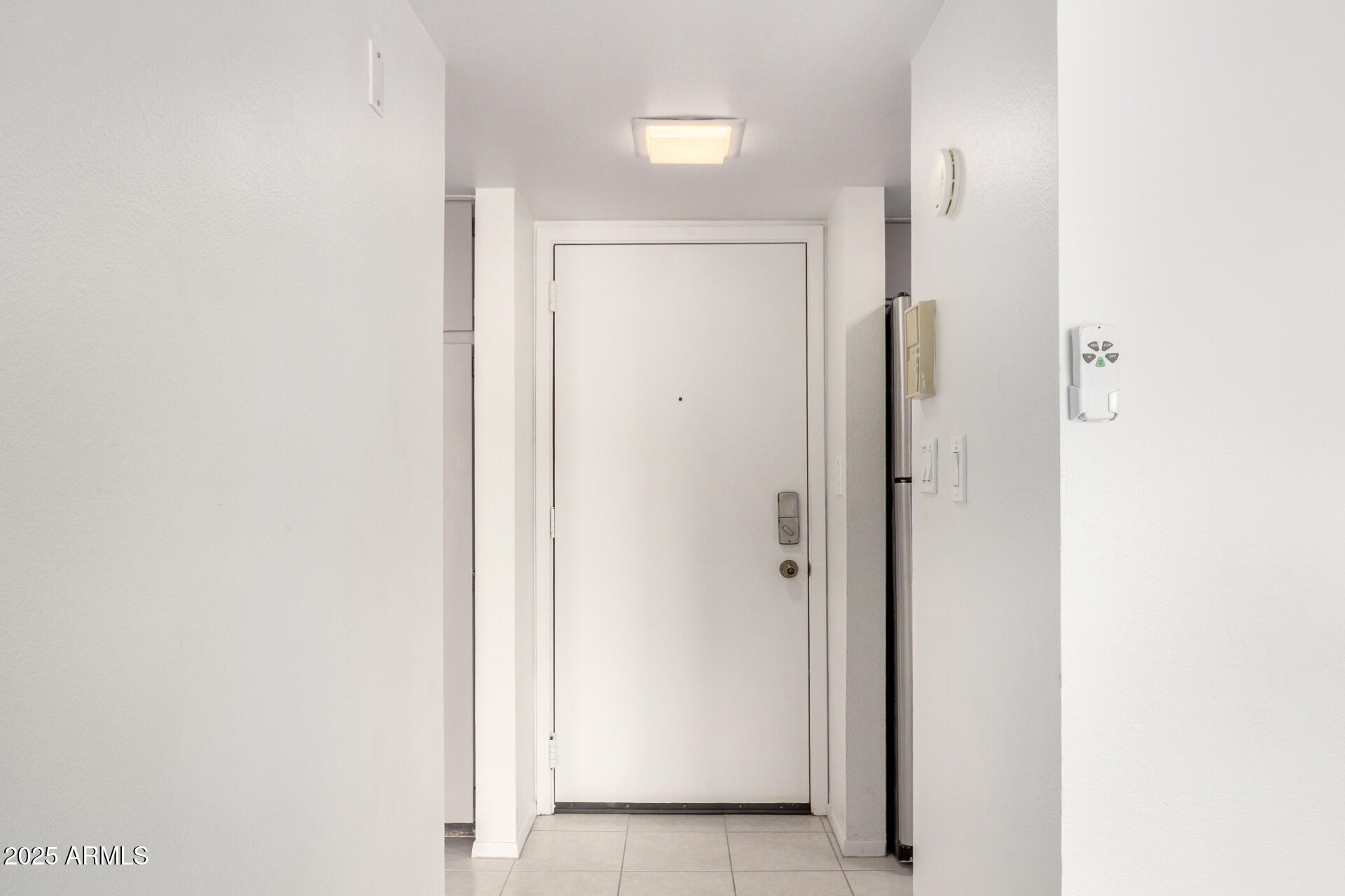3033 E DEVONSHIRE Avenue, 1037
