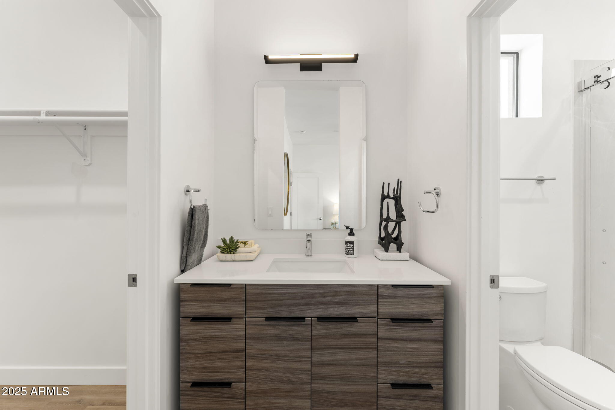 4220 N 32ND Street, 1