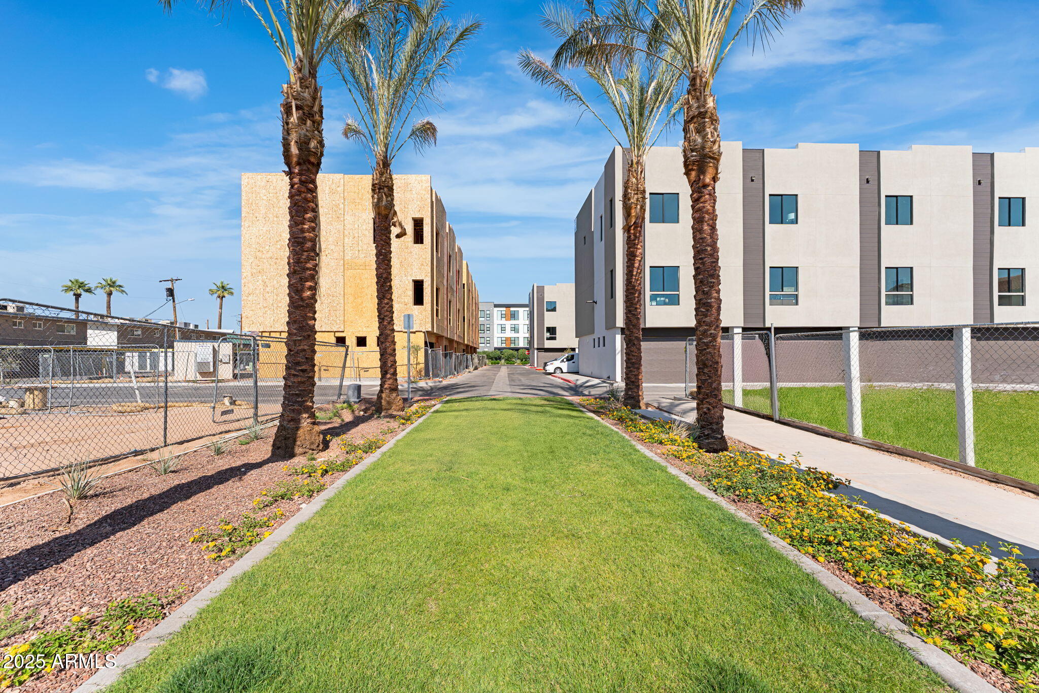 4220 N 32ND Street, 1