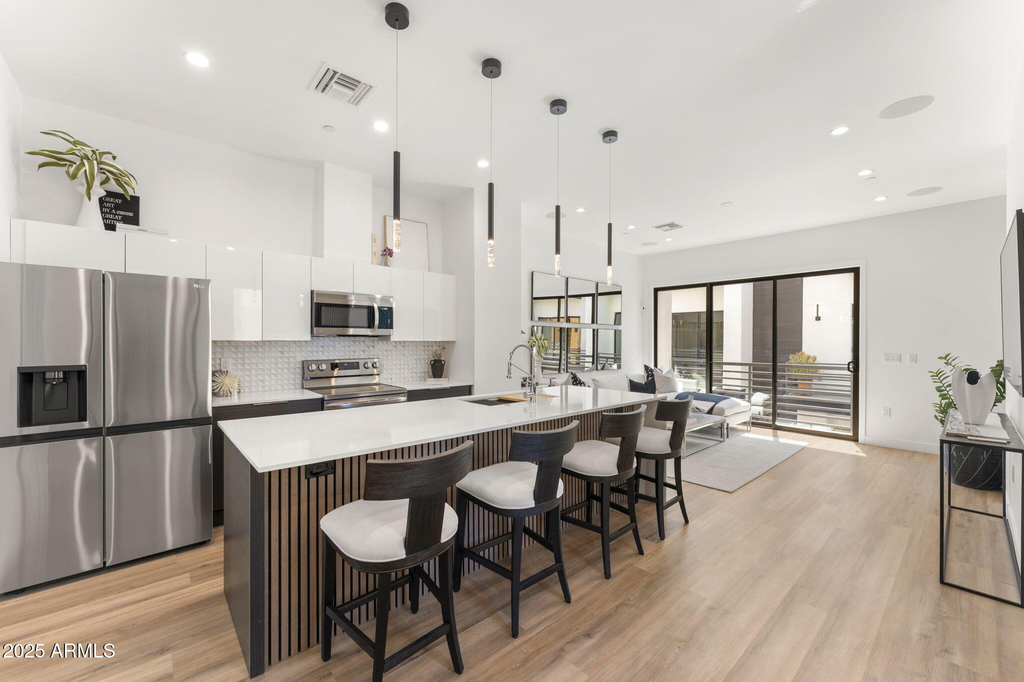 4220 N 32ND Street, 1