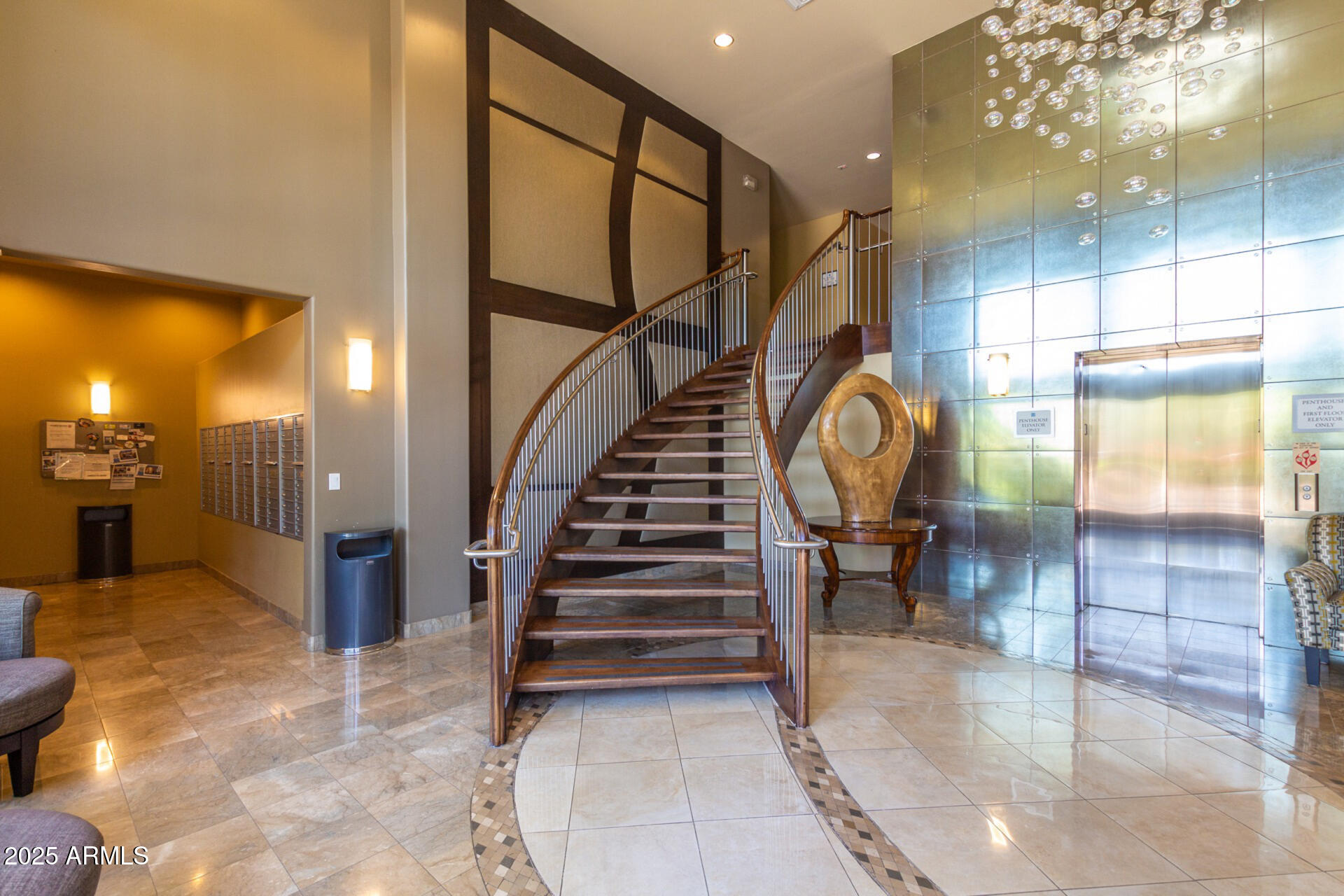 945 E PLAYA DEL NORTE Drive 3013