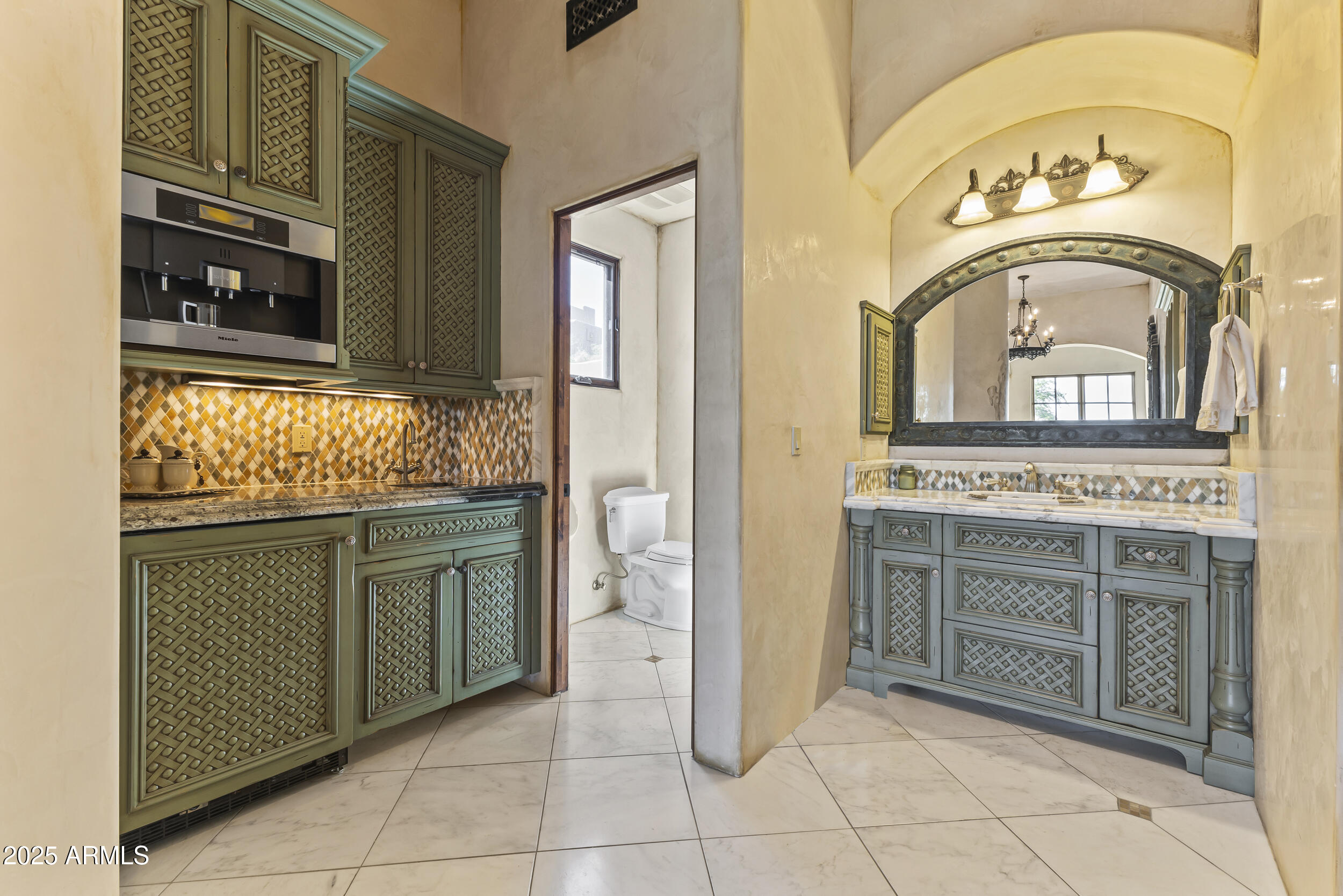 4334 E Desert Crest Drive