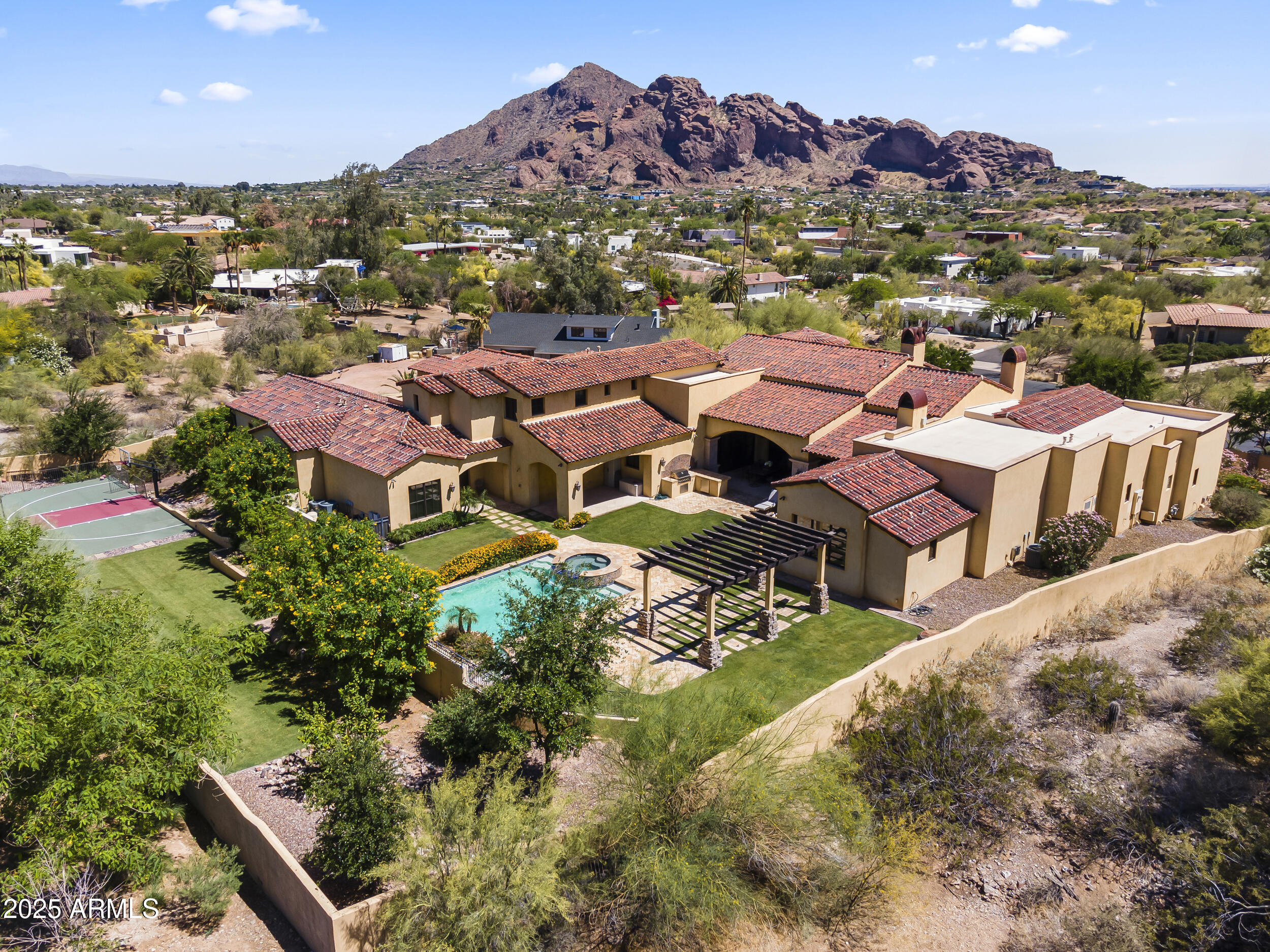 4334 E Desert Crest Drive