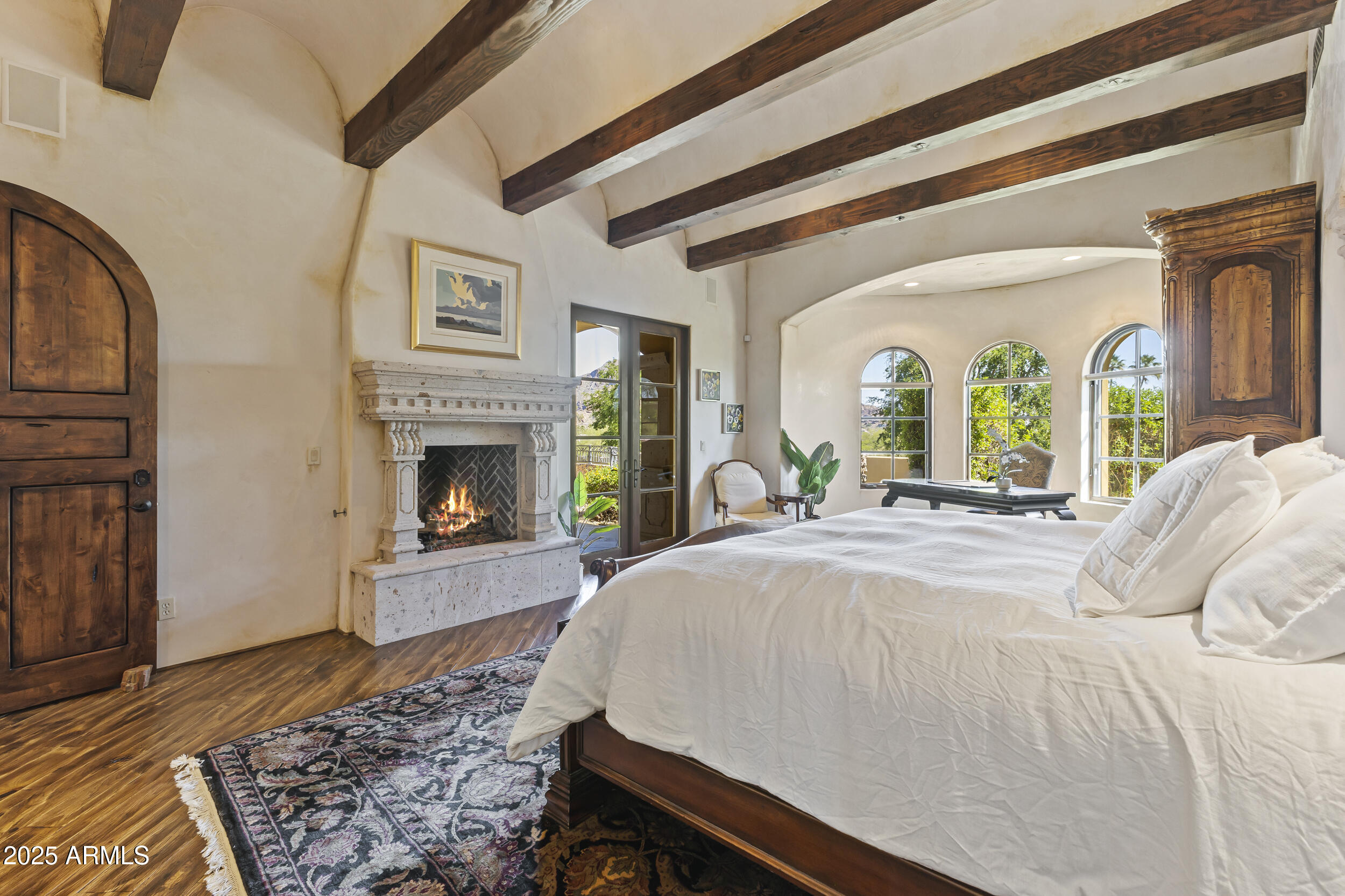 4334 E Desert Crest Drive