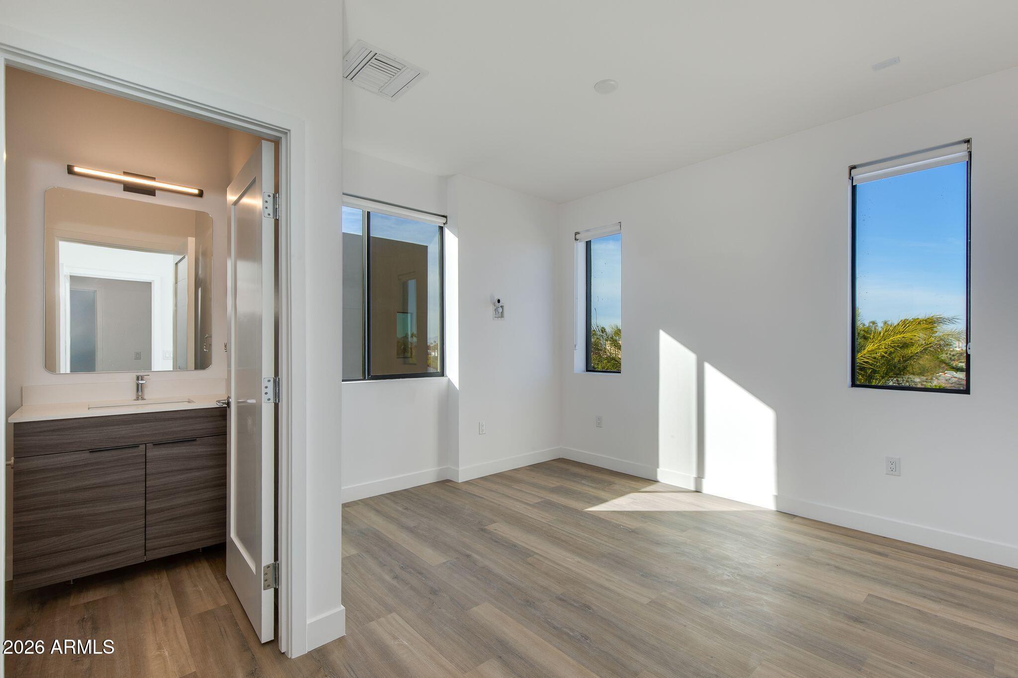 4220 N 32ND Street 13