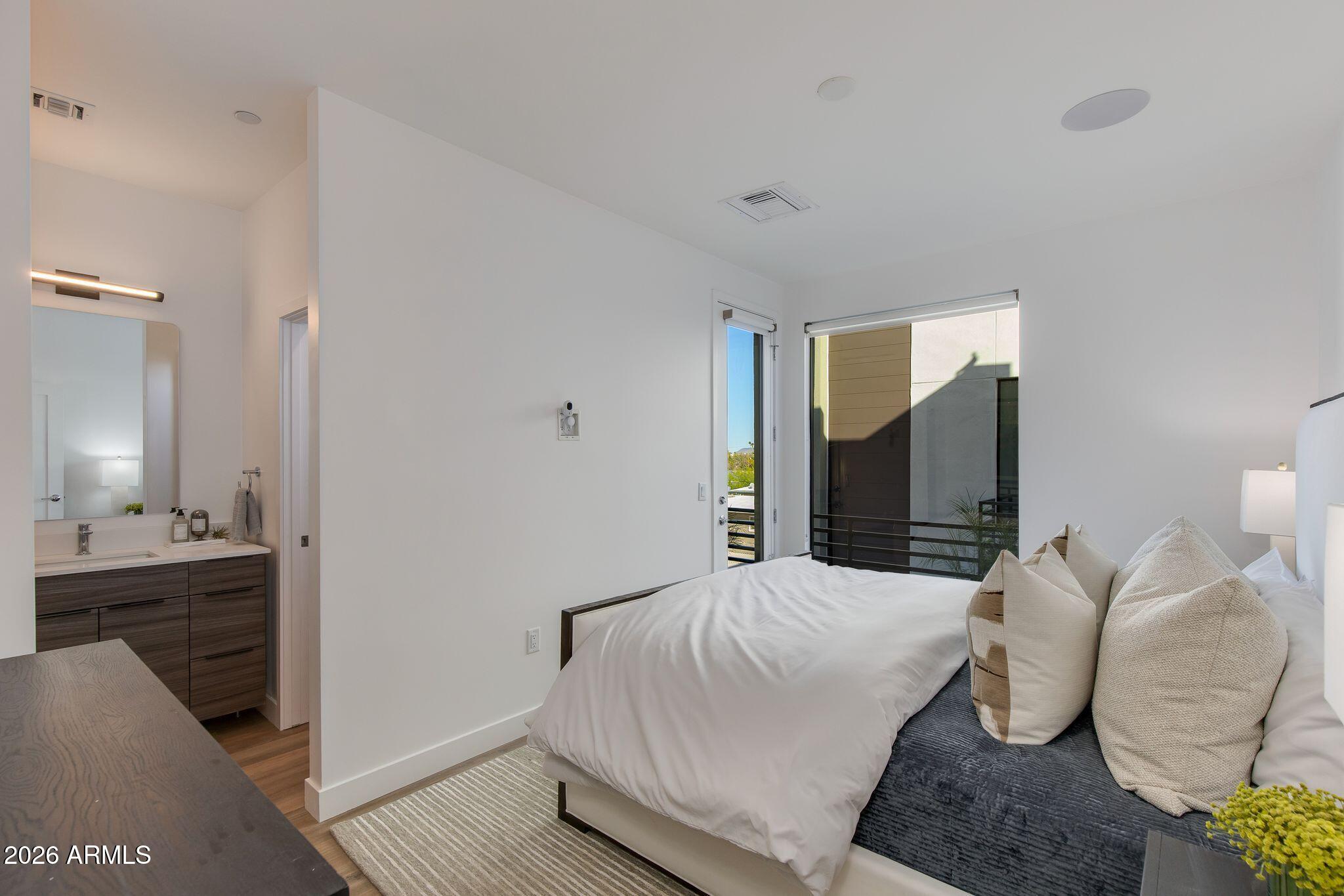 4220 N 32ND Street 8