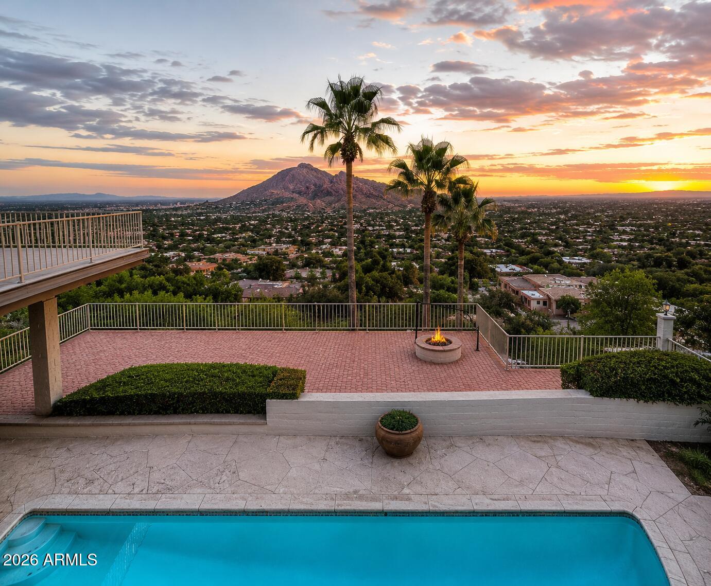 6900 N HIGHLANDS Drive
