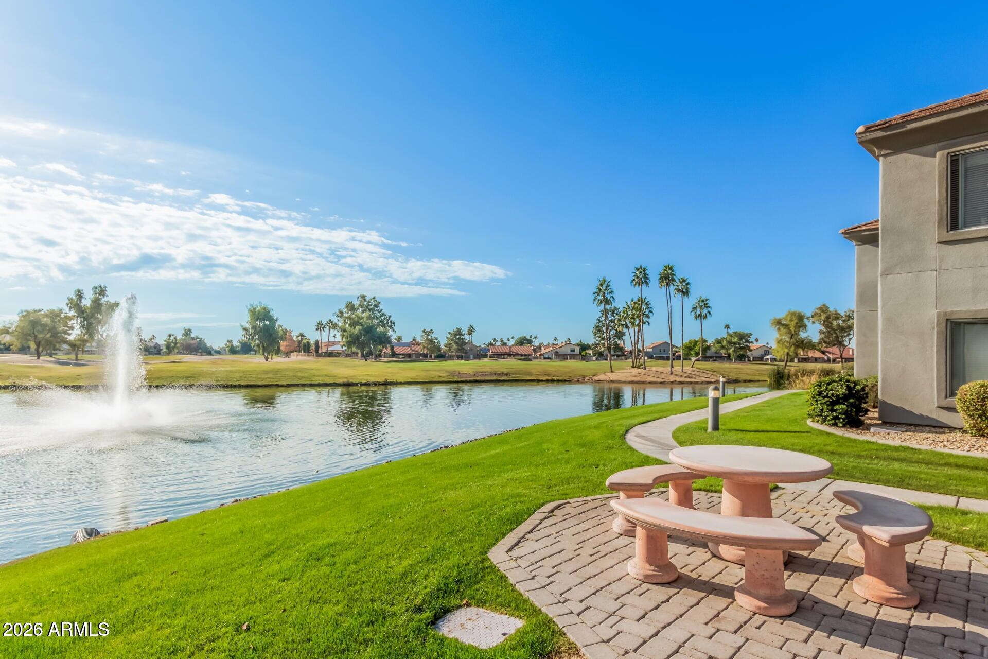 7401 W ARROWHEAD CLUBHOUSE Drive 2087