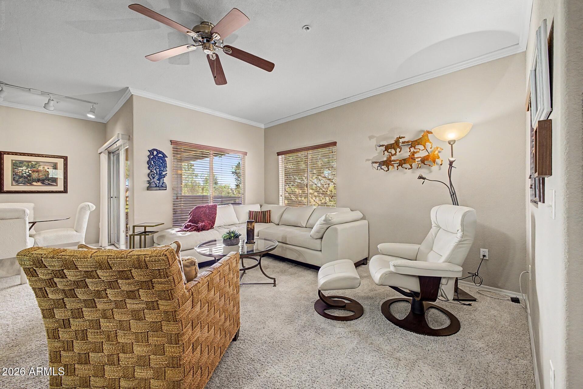 7401 W ARROWHEAD CLUBHOUSE Drive 2087
