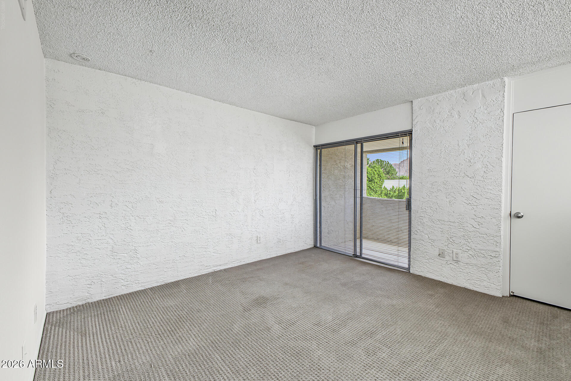 4656 N 40th Street