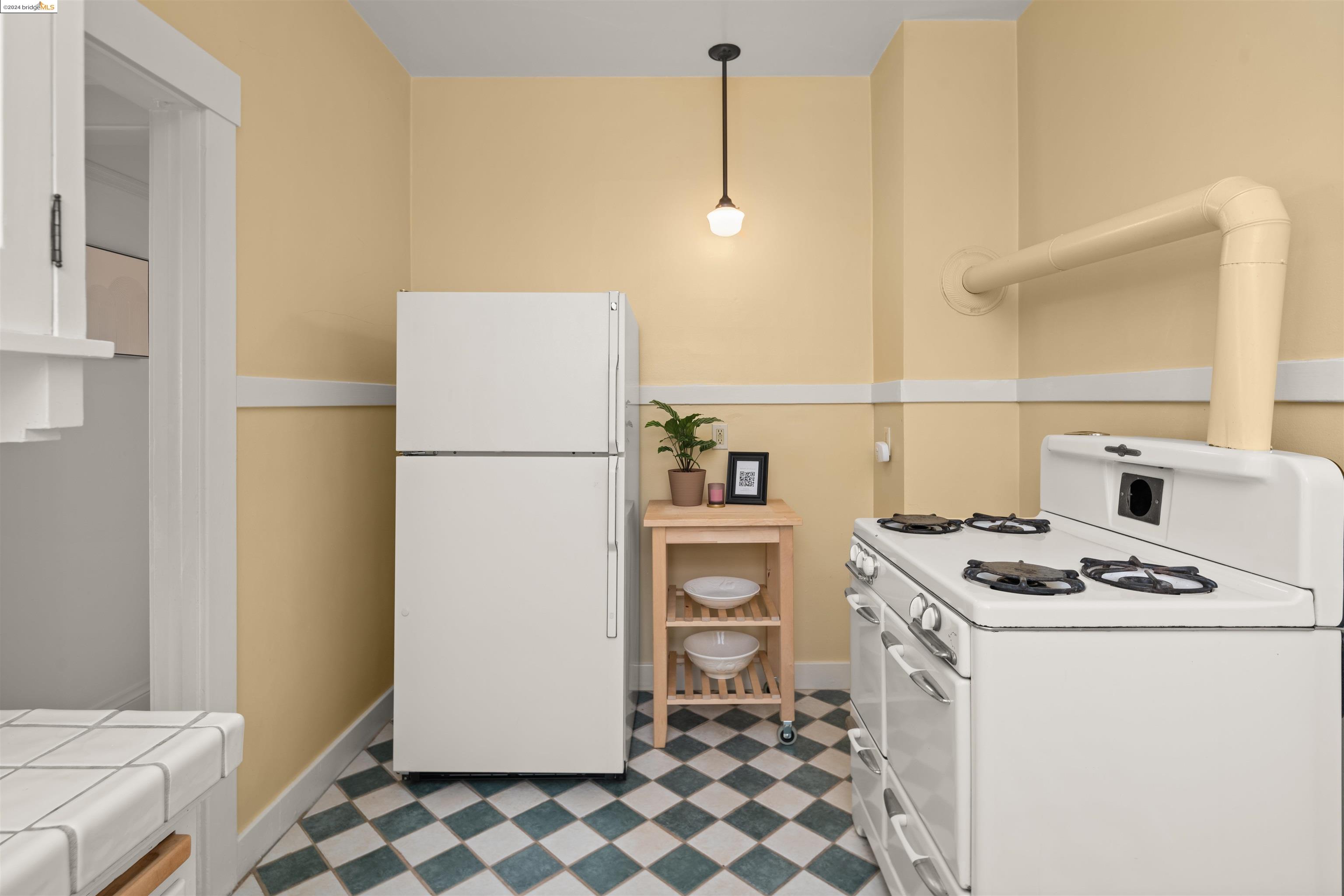 1846 Delaware St # 3