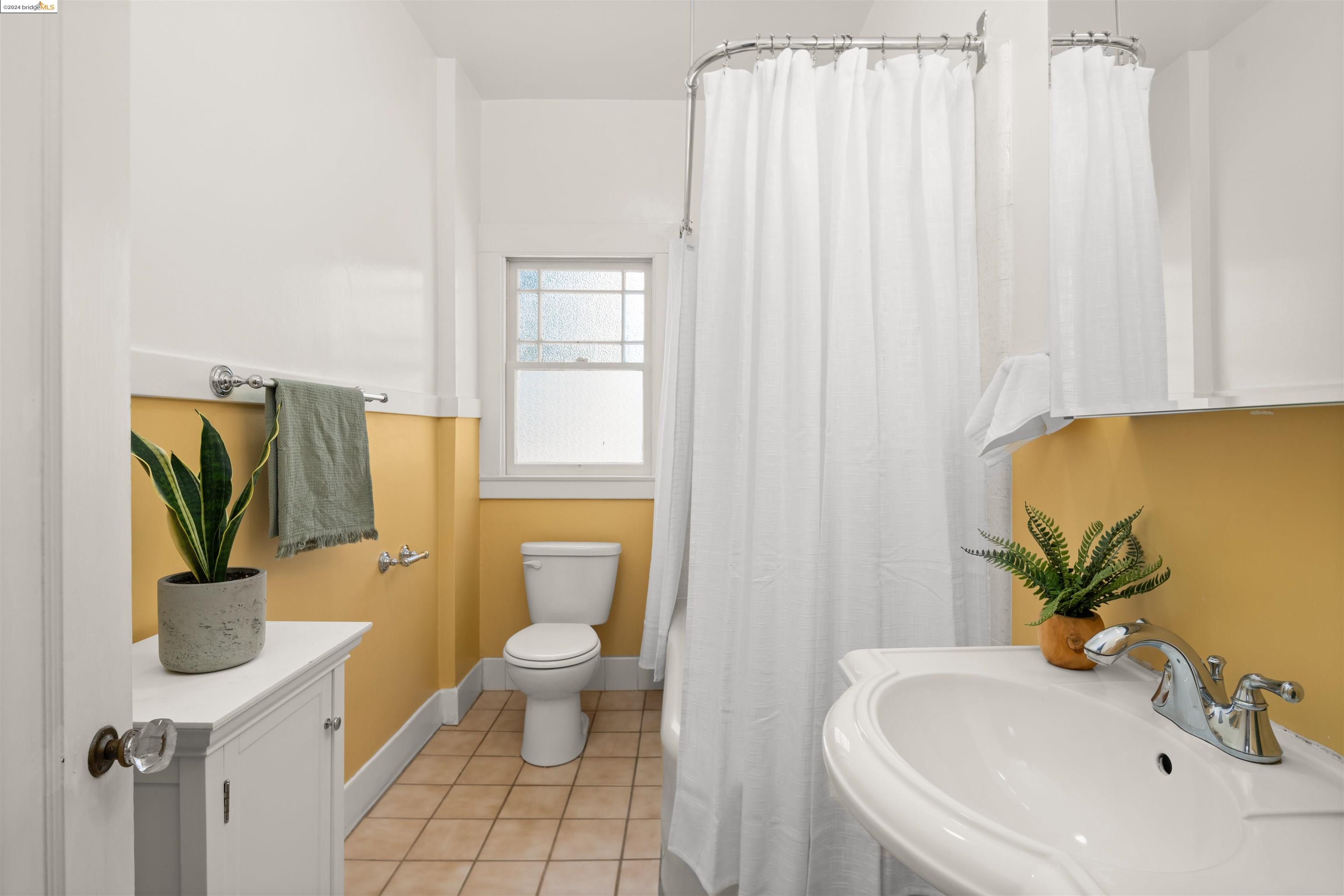 1846 Delaware St # 3