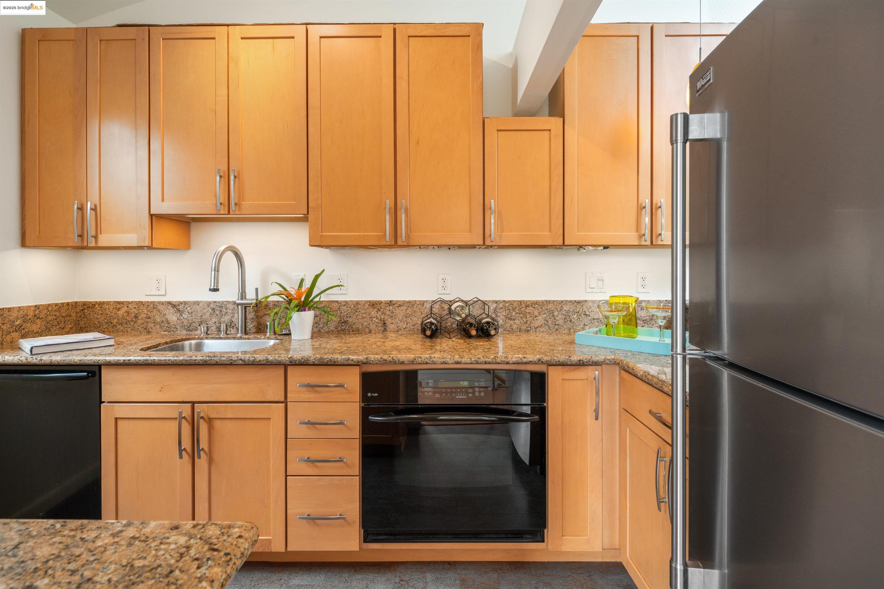 1812 Dwight Way # 2 Unit: 1-2