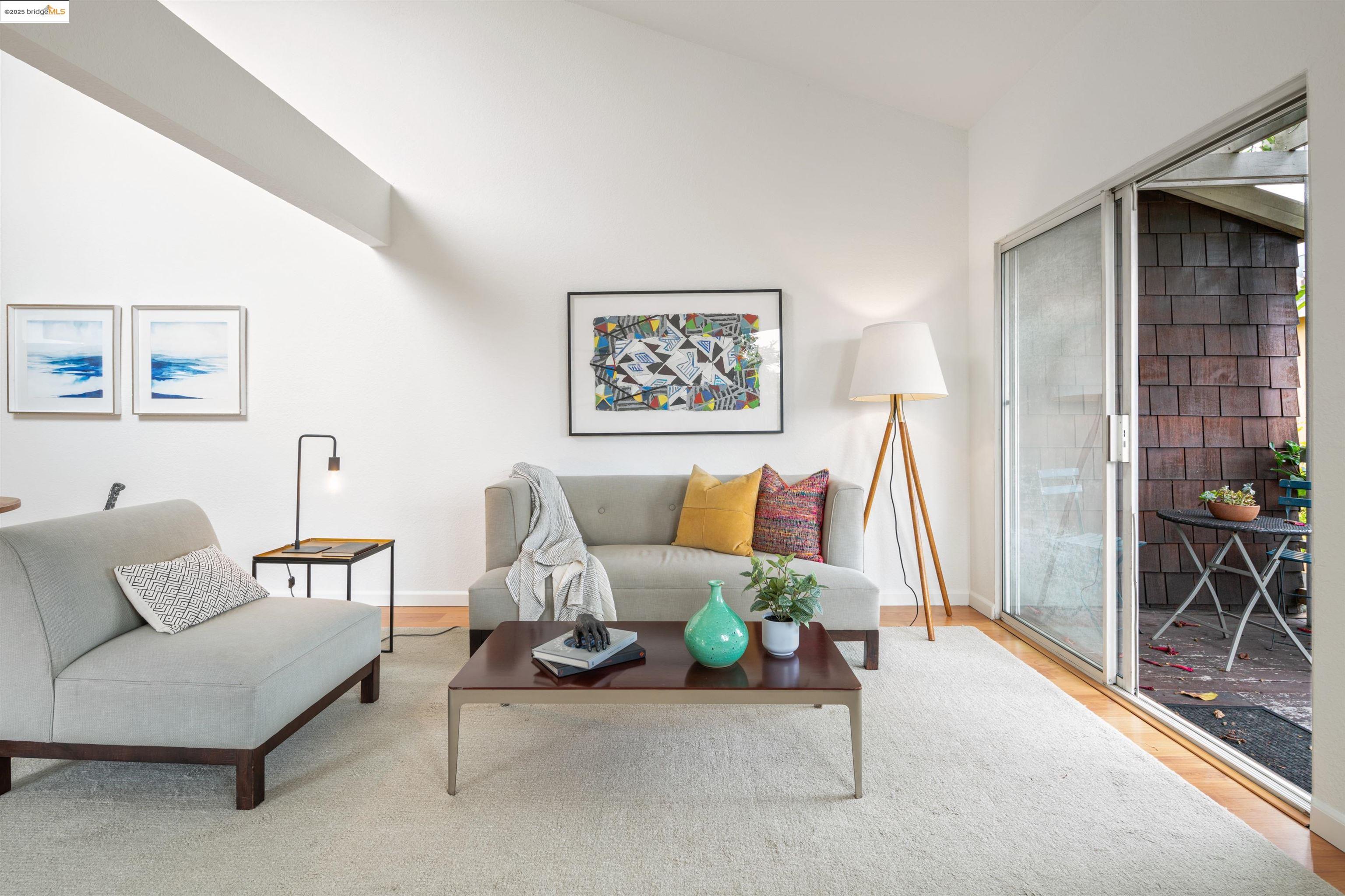 1812 Dwight Way # 2 Unit: 1-2