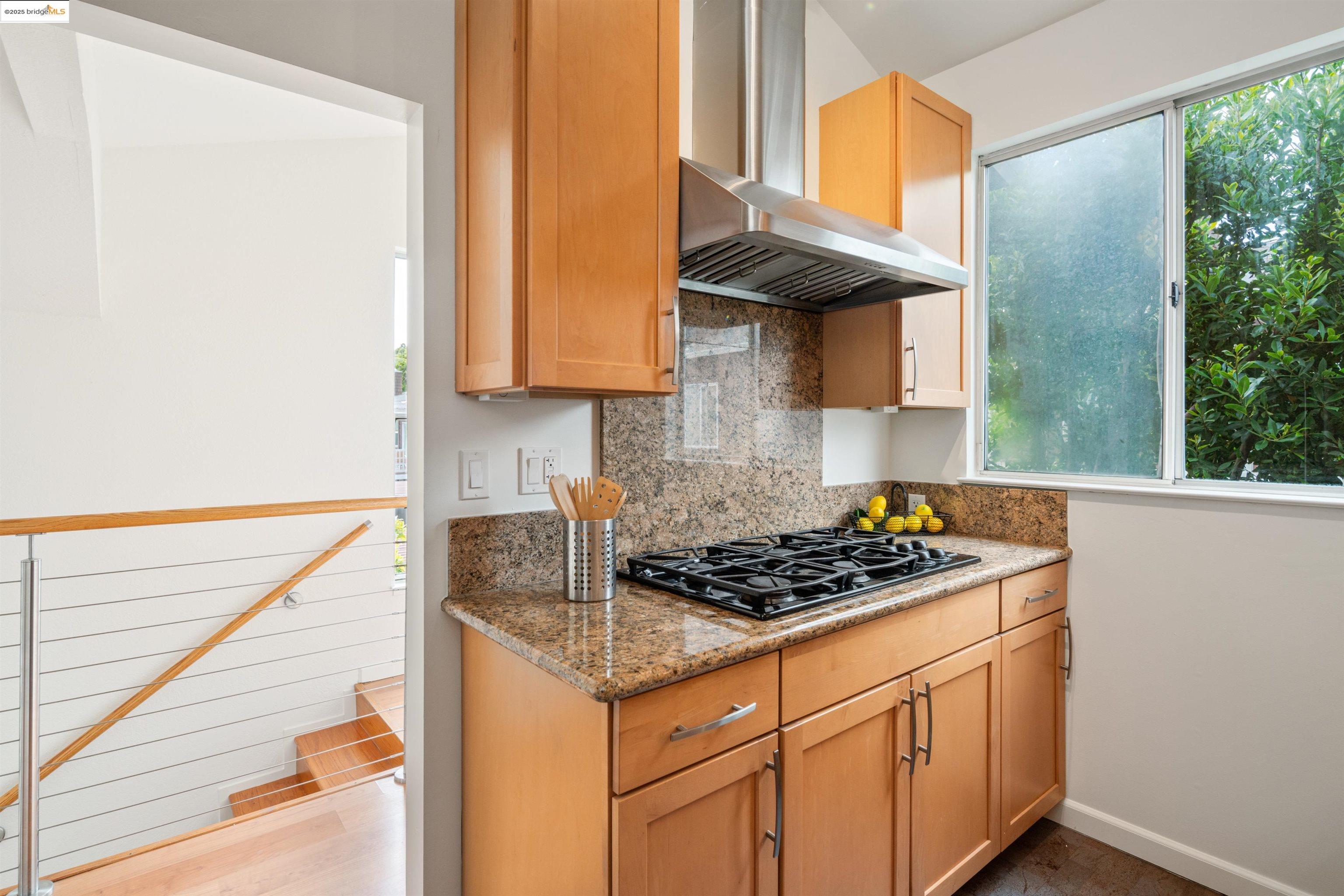 1812 Dwight Way # 2 Unit: 1-2