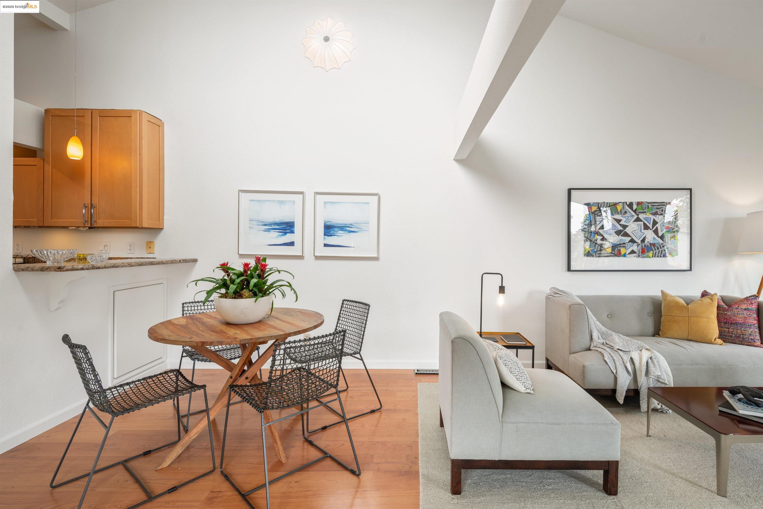 1812 Dwight Way # 2 Unit: 1-2