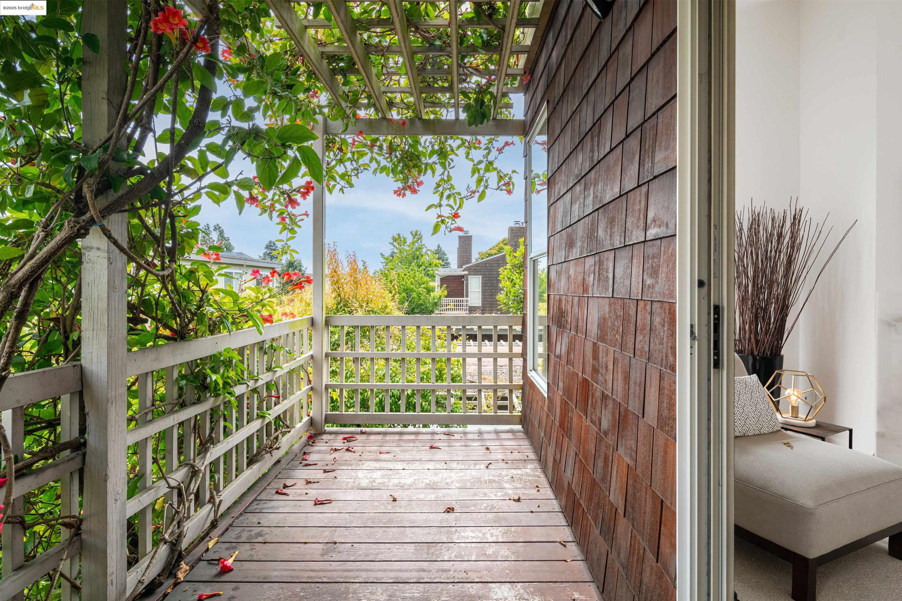 1812 Dwight Way # 2 Unit: 1-2